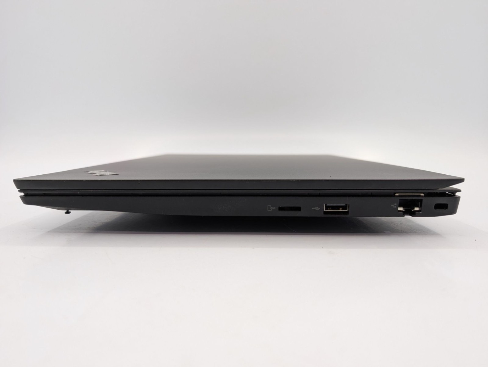 Lenovo ThinkPad E580 15.6″ Screen Intel Core i5-7200U 2.50 GHz Black Laptop