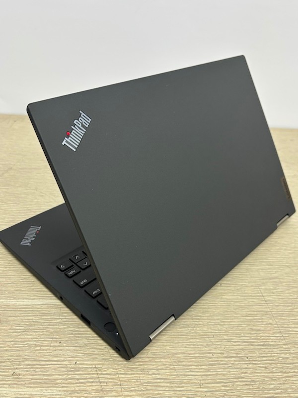 Lenovo ThinkPad X13 Yoga G2 i5-1135G7 16GB 256GB SSD W11 Pro ~ Touch 2in1 Laptop
