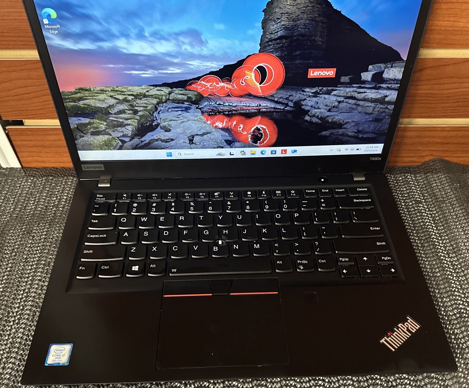 Lenovo ThinkPad T490s i7-8665U 1.9GHz 16GB 512GB NVMe 14″ W11P Laptop