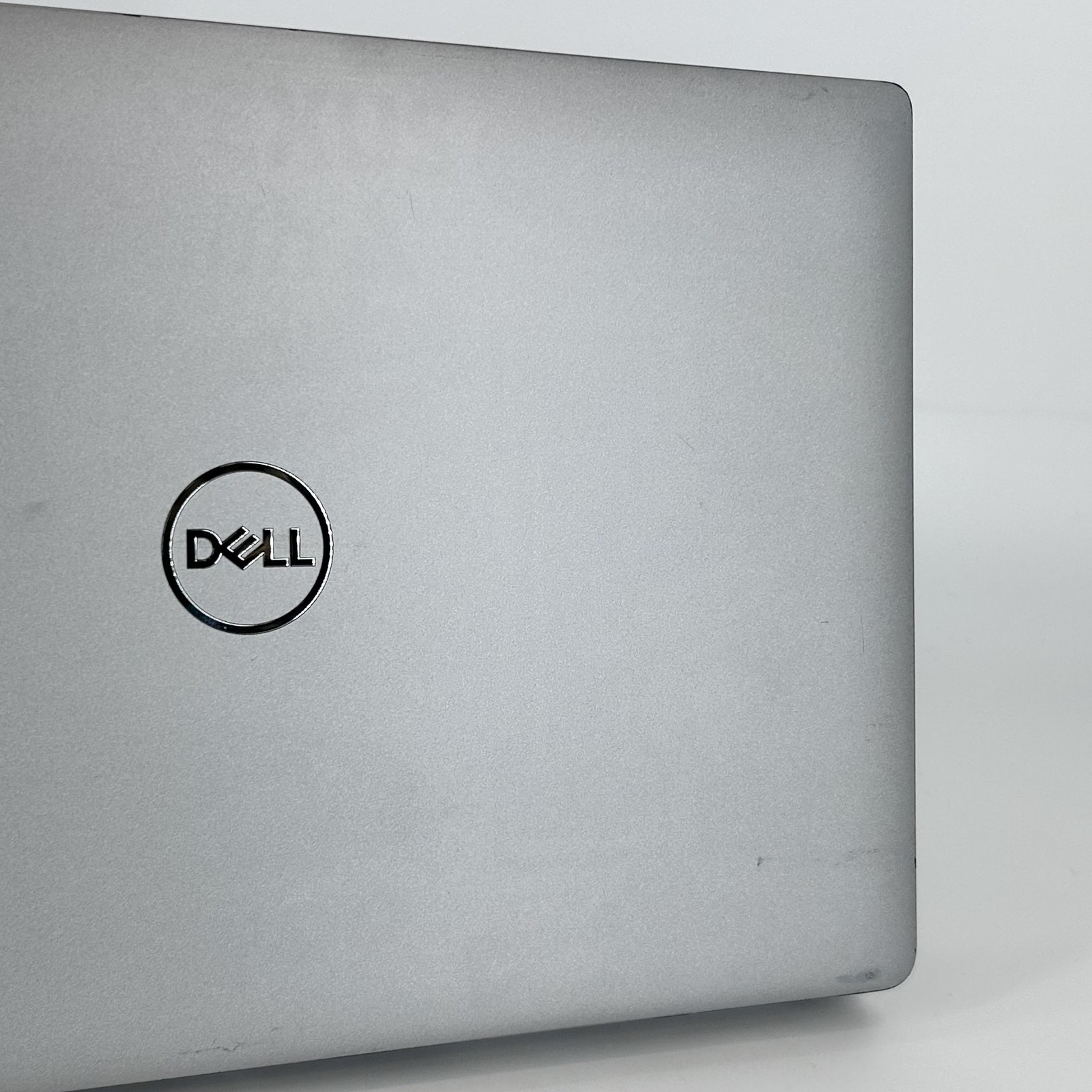 Dell Latitude 5430 14 Gray FHD 1.3 GHz i5-1235U 16GB 512GB SSD Good