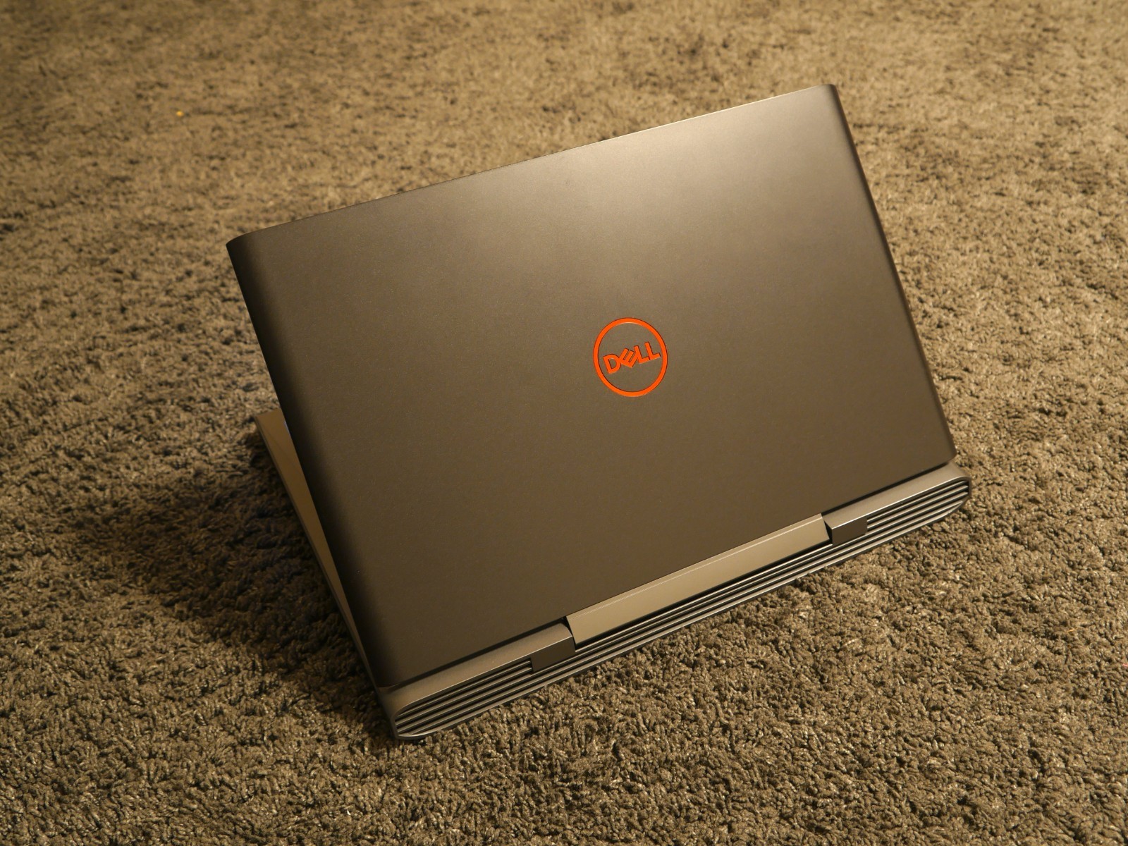 Dell G5 15 Gaming Laptop (GTX 1060 6GB MAX-Q, i7-8750H, 16GB RAM – 512GB SSD)