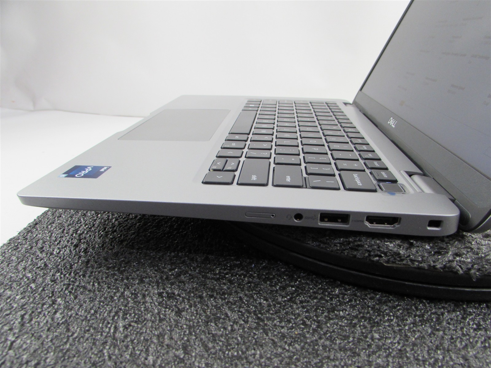 DELL LATITUDE 5340 1920X1080 TOUCHSCREEN I5-1345U 512GB SSD 16GB RAM NO O.S