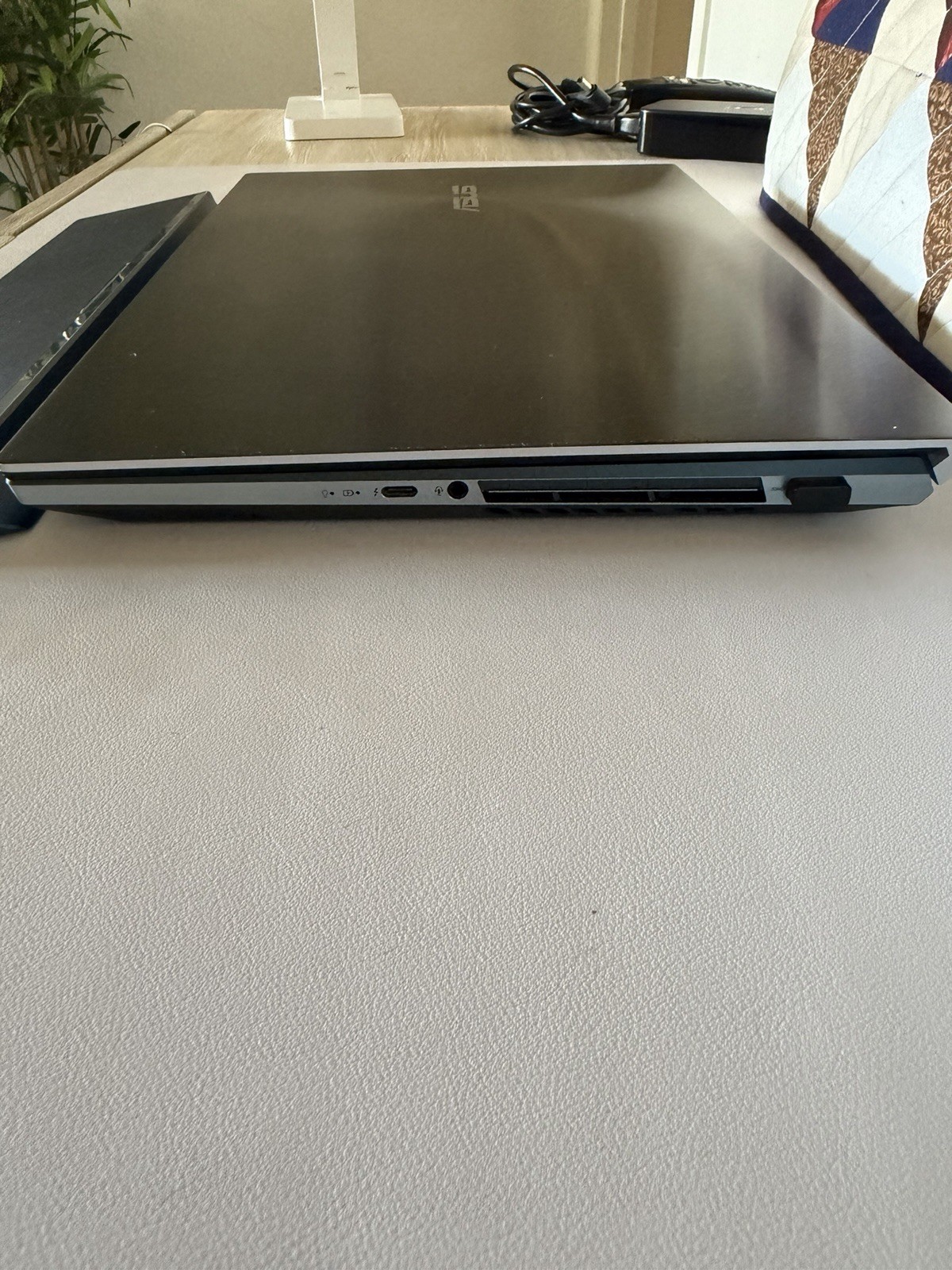 Asus Zenbook Pro Duo UX581GV 15.6” Core i9 9th Gen NVIDIA GeForce RTX, 32GB, 1TB