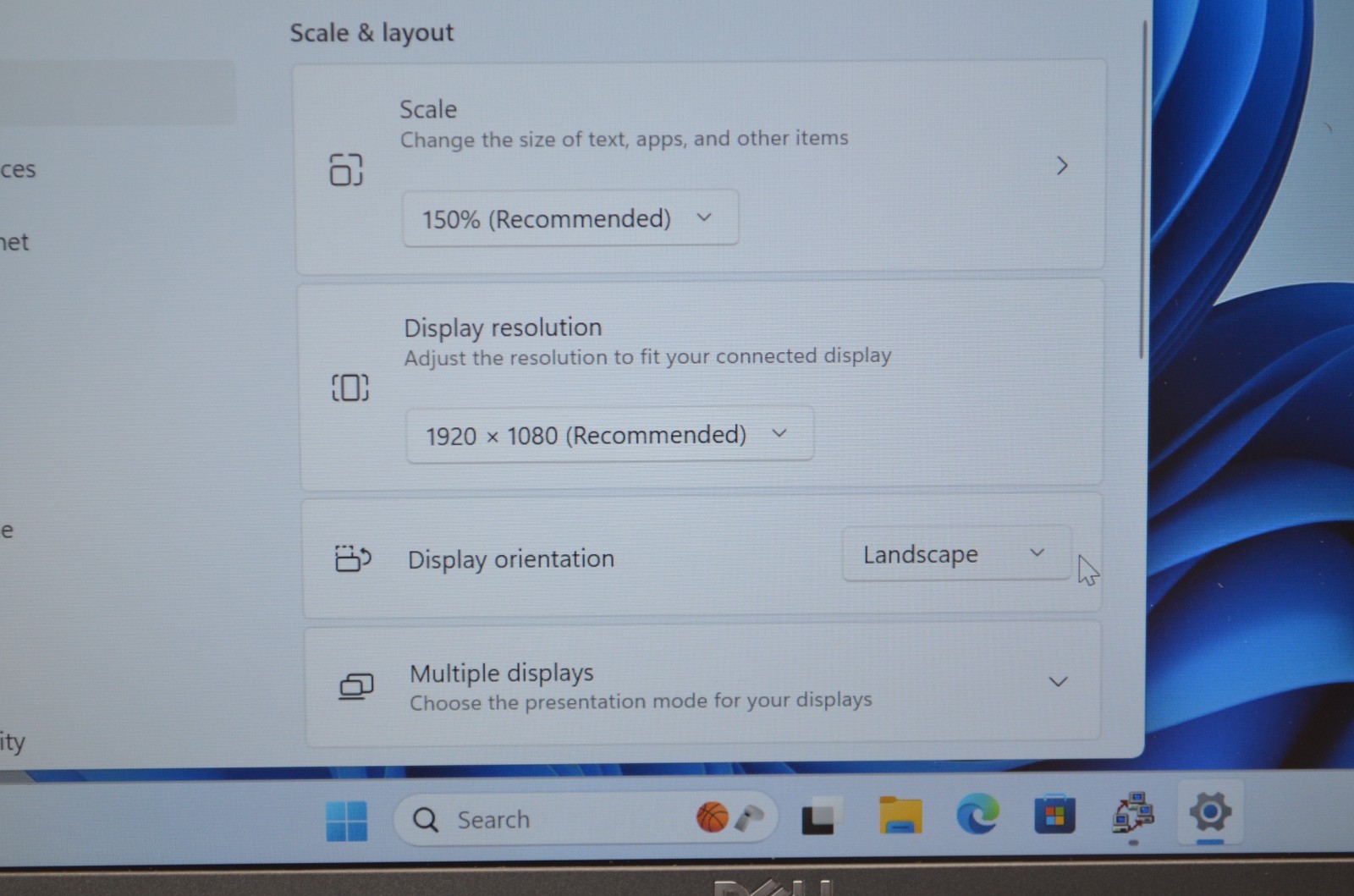 Dell Latitude 5450 14″ Core Ultra 7 165U 1.8GHz 16GB RAM 256GB NVME Win11Pro
