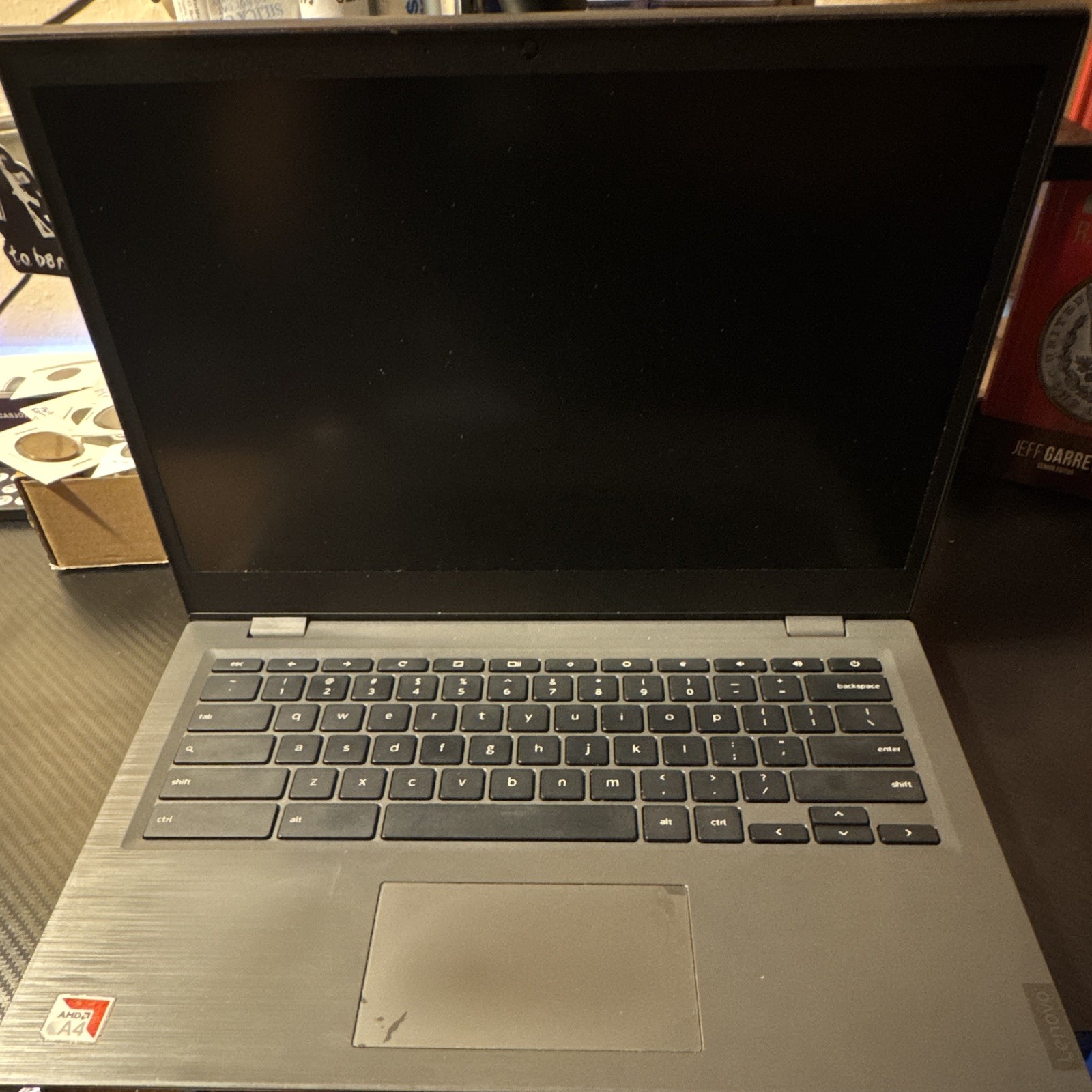 Lenovo 14″ Chromebook Laptop AMD A4 4GB RAM 32GB + Wireless Mouse & 65W Charger