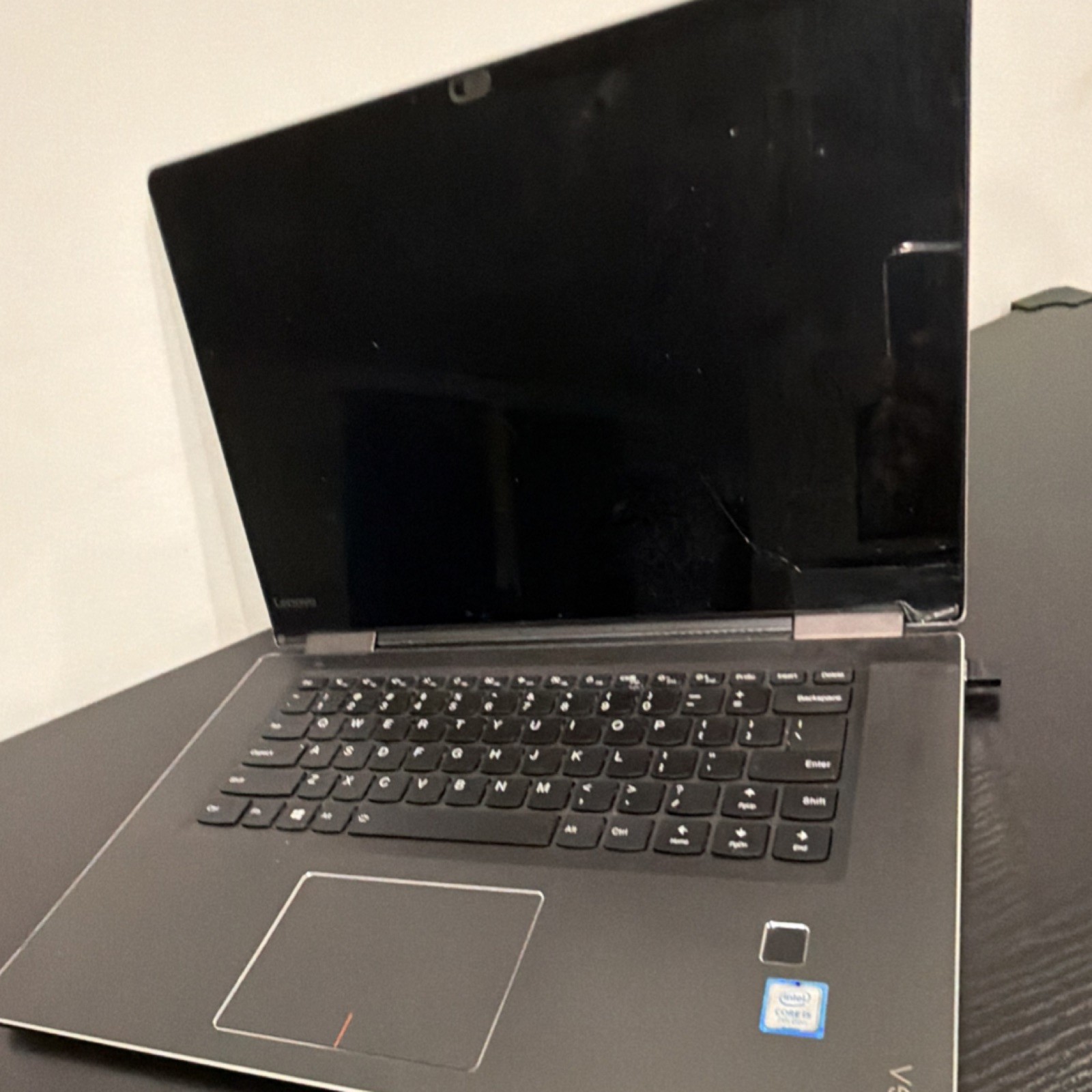 Lenovo Yoga 710-15IKB 15.6″ TouchscreenLaptop i5 8GB 238GB SSD Gray Repair/Parts