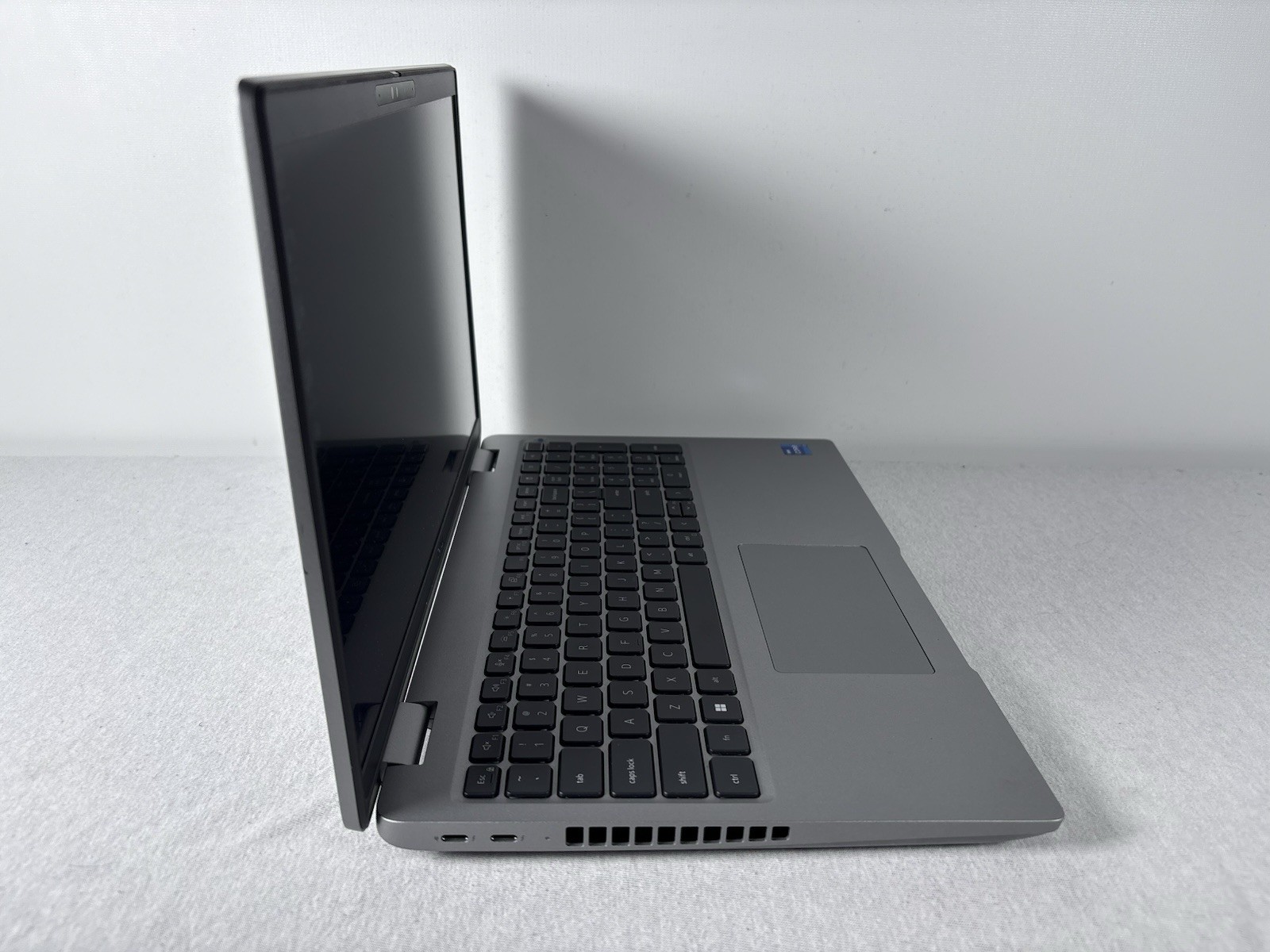 Dell Precision 3581 | CORE i7-13700H @ 2.40GHZ | 512GB SSD | 16GB RAM | W11 Pro