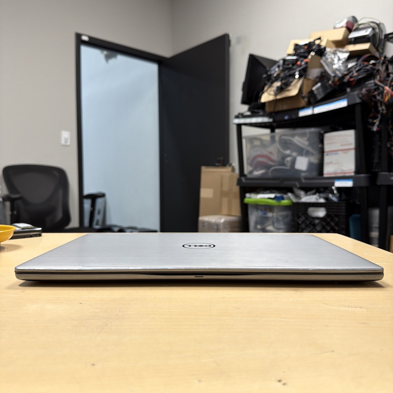 Dell Inspiron 15 7569 2 in 1 Core i7-6500U @2.50GHz 12GB NO HDD NO OS READ