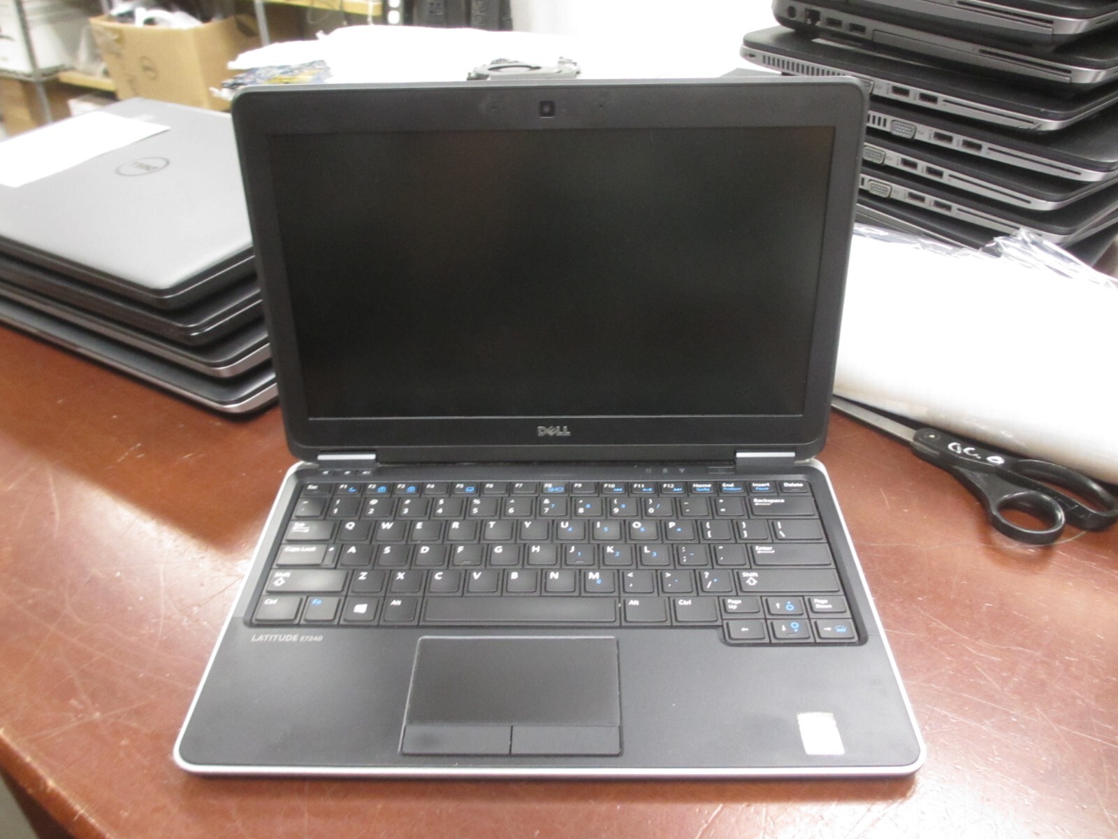 Dell Latitude E7240 i5-4300U 1.90GHZ 8GB 128GB MSSD Linux Laptop +AC [NO Battery