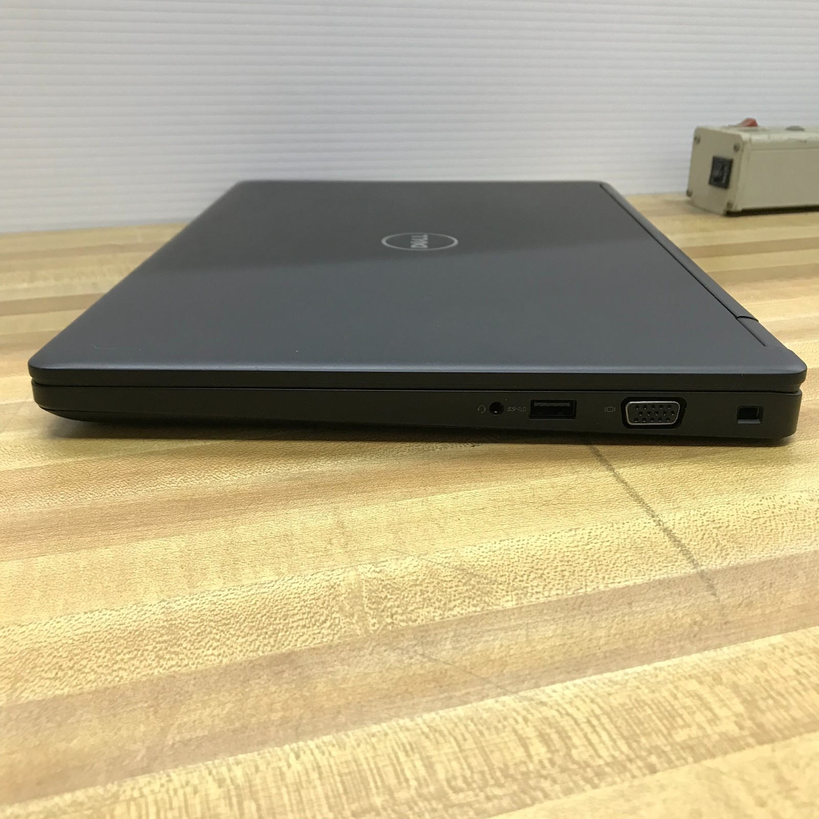 Dell Latitude 5480 14″ i5-6300U 2.40GHz 8GB RAM 256GB SSD (Windows 11 Pro)