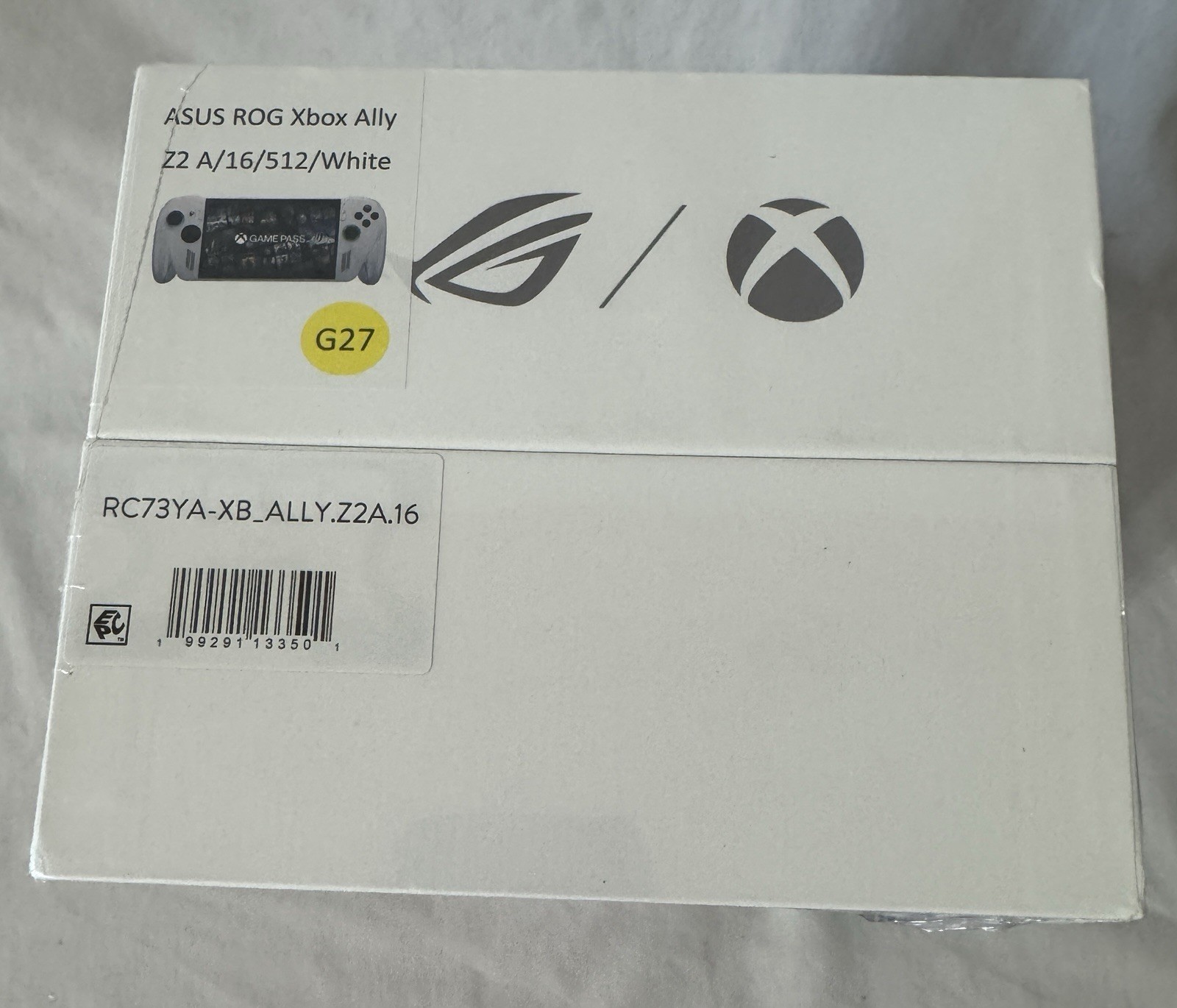 New Sealed ASUS ROG Xbox Ally RC73YA Gaming Handheld 16GB Console in Hand