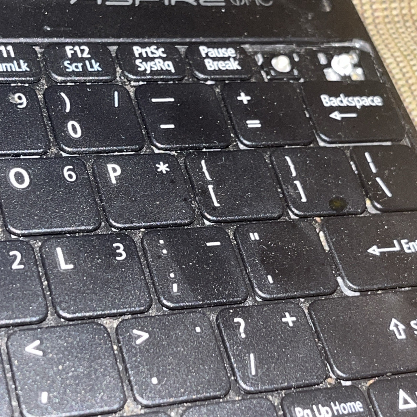 Acer Aspire One Laptop Computer Model ZE6 Windows 7 For * Repair Or For Parts *