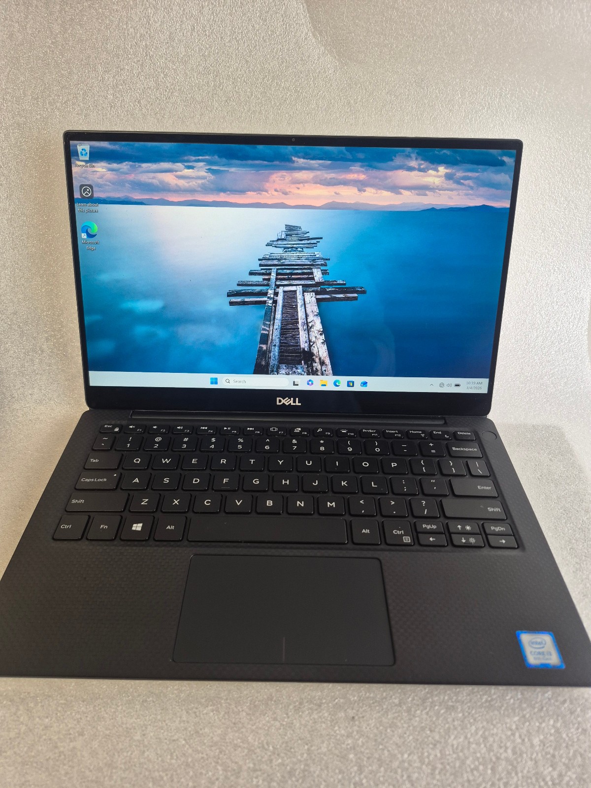 DELL XPS 13 9380 i3-8145U 2.1GHZ RAM 4GB NVME128GB TOUCH SCREEN ,BLUETOOTH, WIFI