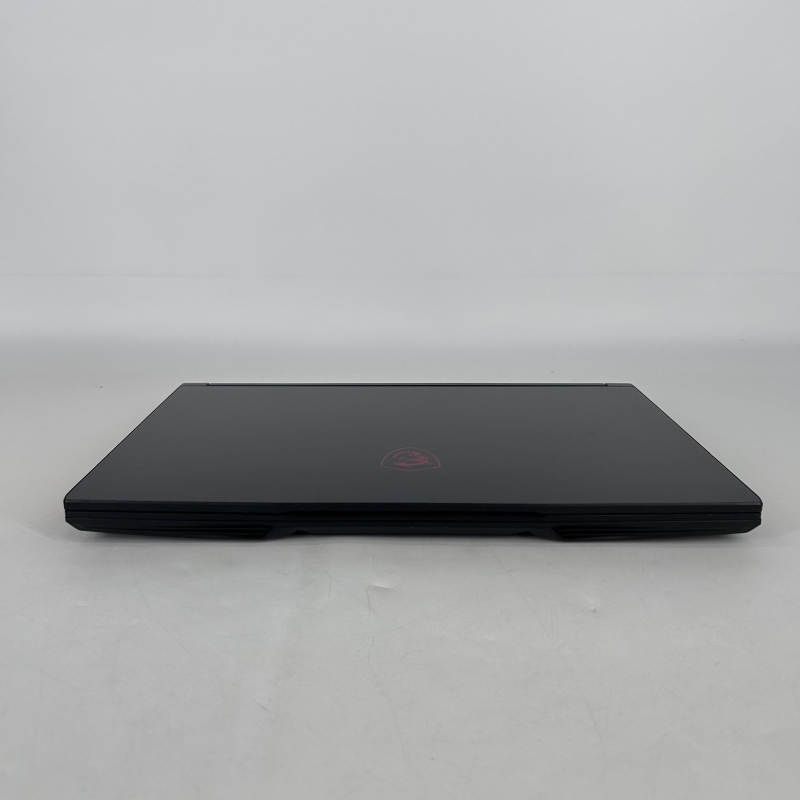 MSI Thin GF63 15.6 FHD 144Hz 2.0 GHz i5-12450H 16GB 1TB SSD RTX 2050 Very Good