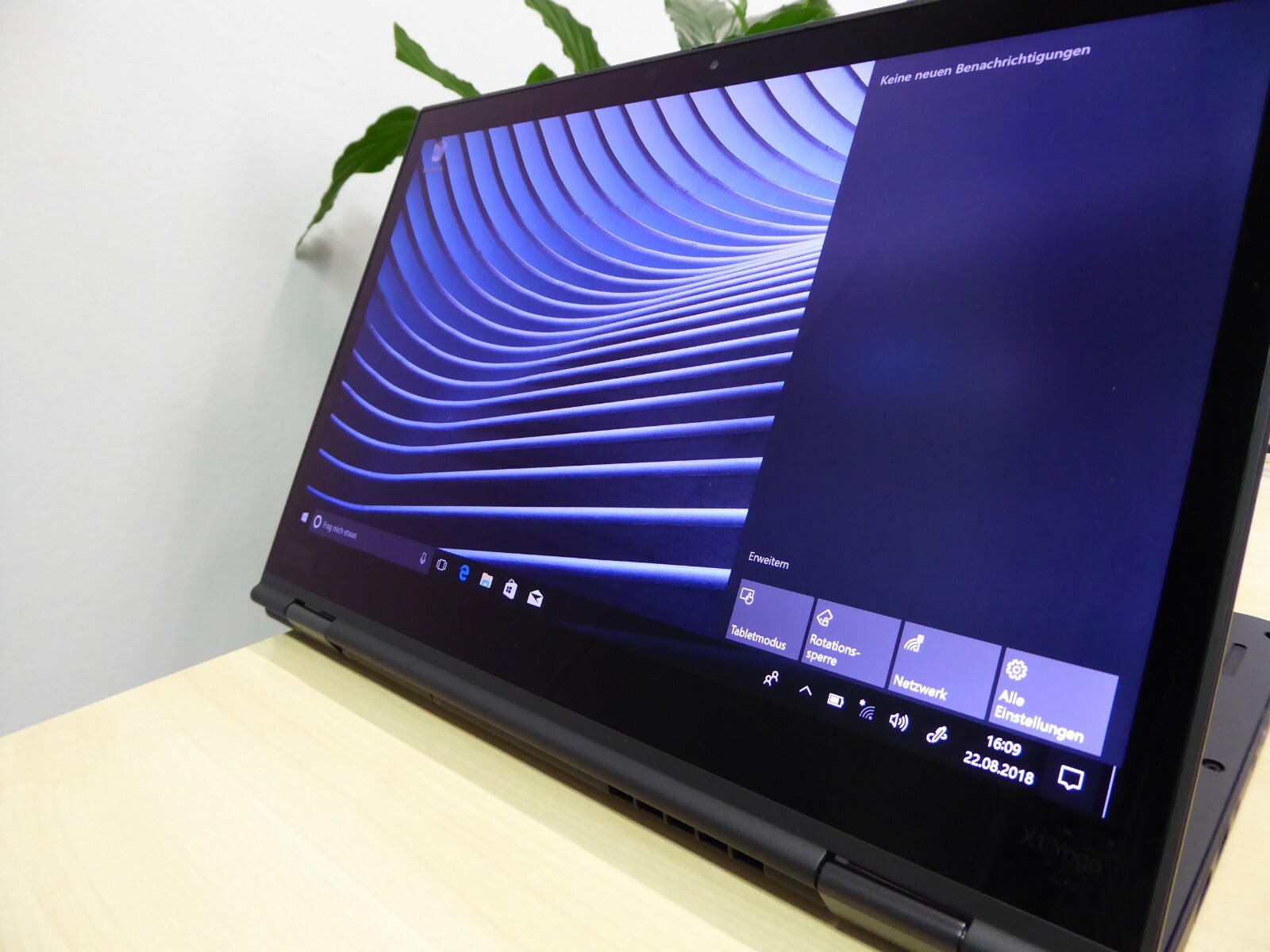 NEW, LENOVO X1 YOGA UK ENGLISH i5-8250U FHD 8GB 2TB PEN 3J.GAR CAPTAIN LAPTOP