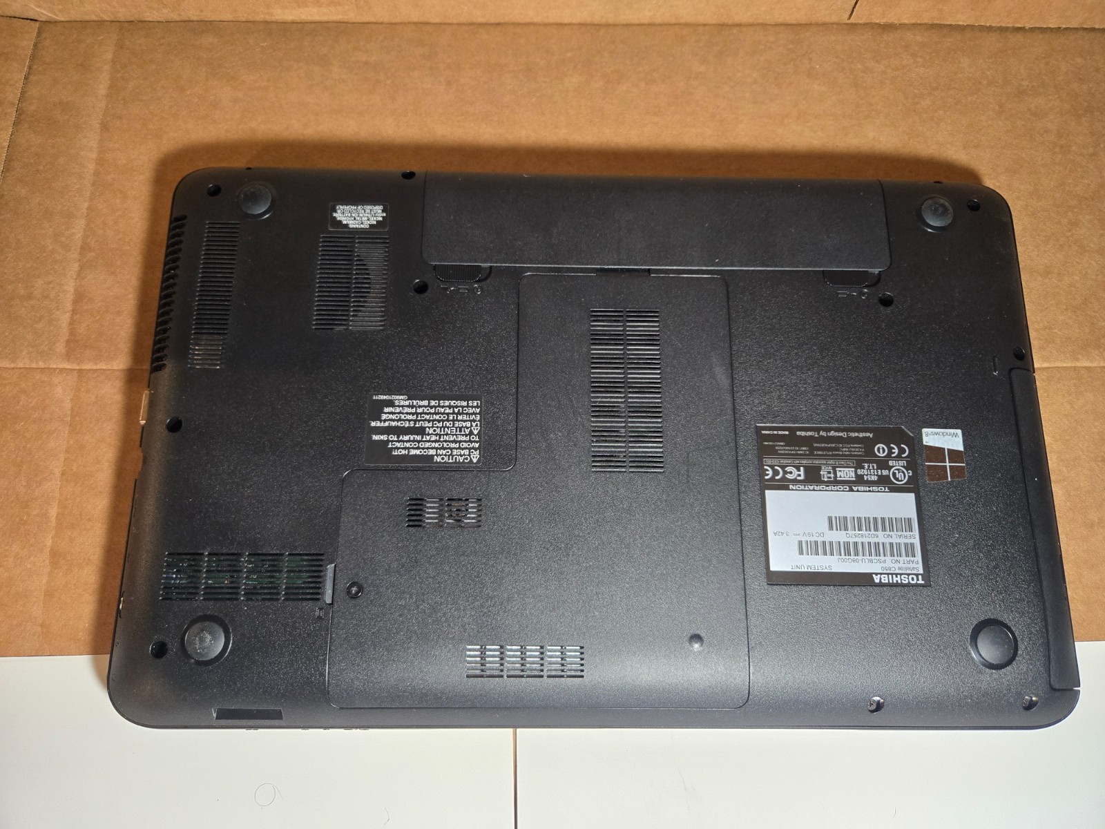 Toshiba Satellite C850- Intel 8GB DDR3 320Gb Laptop Computer