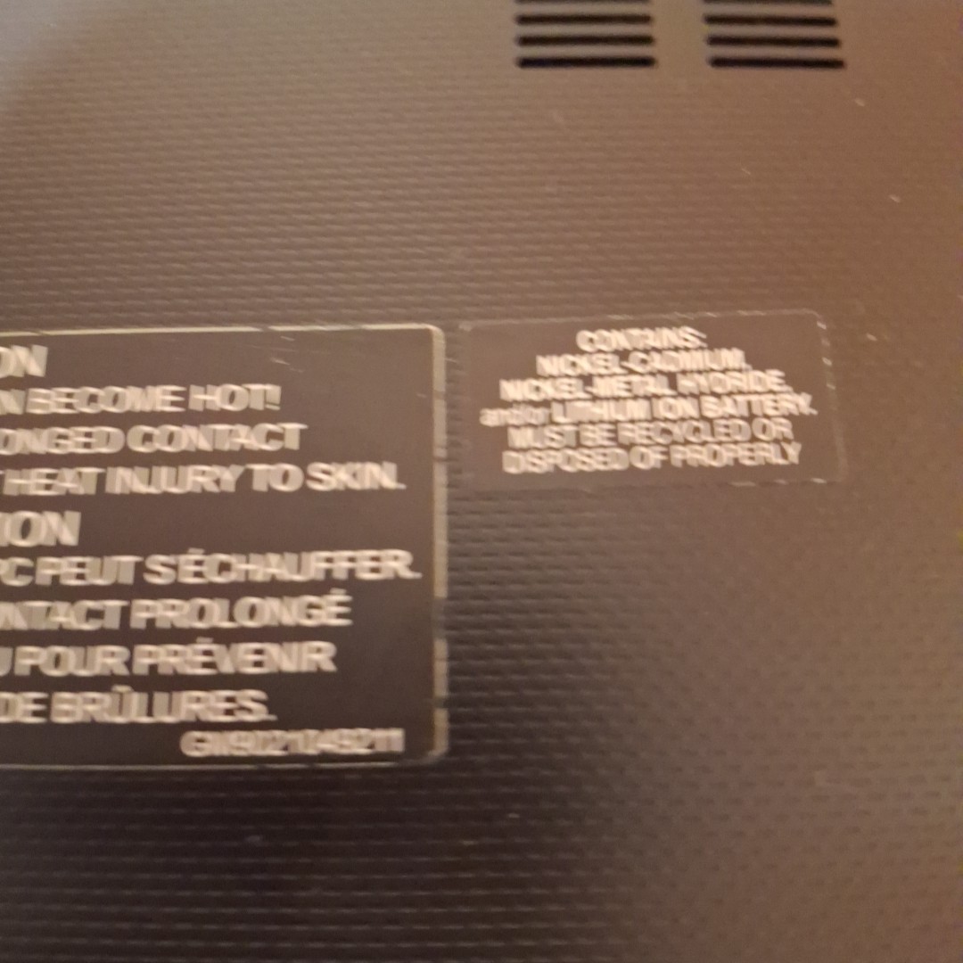 Toshiba Satellite E45t-B4300 14” Touchscreen Intel i5-4210U 8GB RAM For Parts