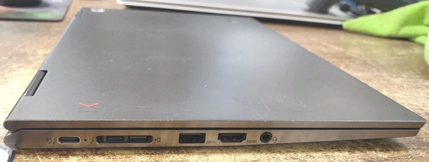 Lenovo ThinkPad X1 Yoga 4th Gen 14″ W/16GB, 256GB, i7-8665U, Touch, Stylus.