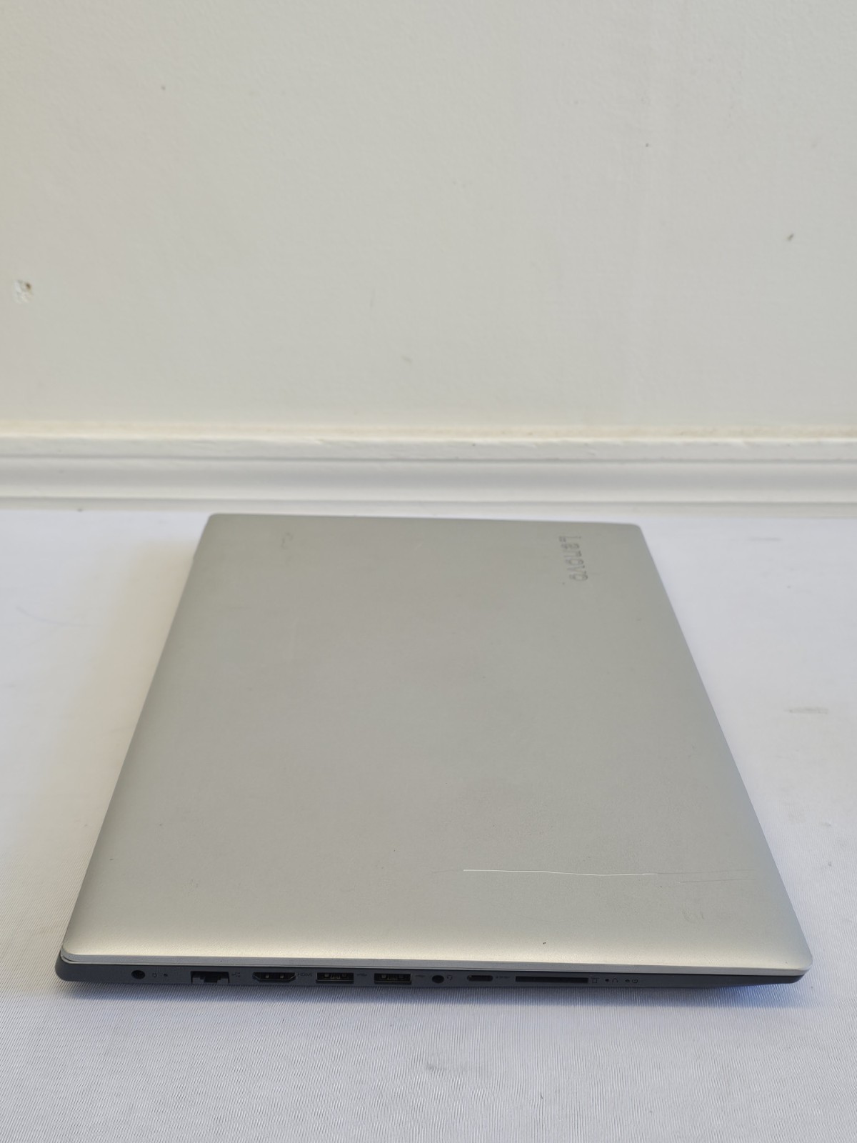 Lenovo IdeaPad 320-15ABR Laptop – AMD A12 Gen 7 – 8GB RAM – 256GB SSD – READ