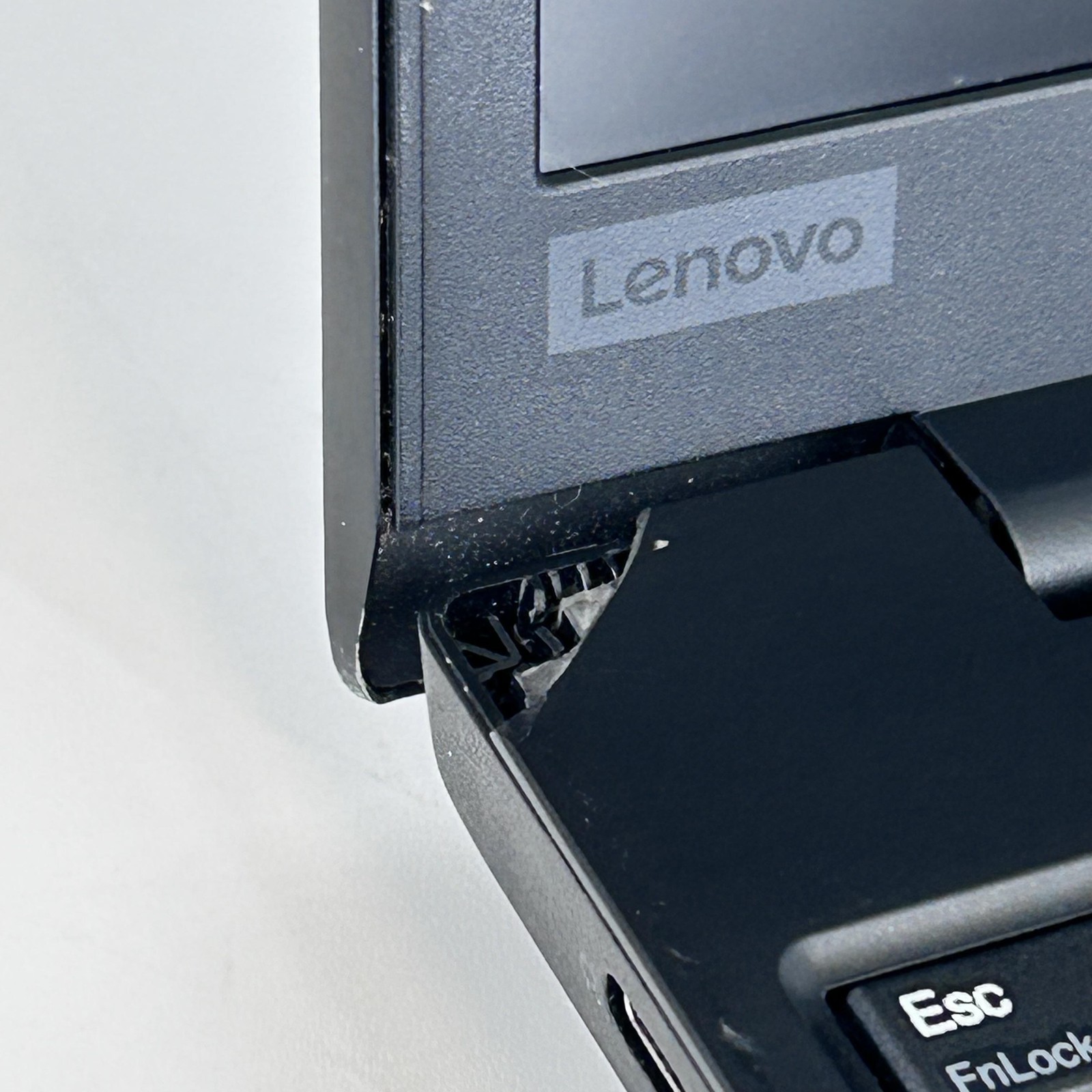 Lenovo ThinkPad E15 15″ FHD i7-10510U 1.80GHz 16GB 256GB SSD Good
