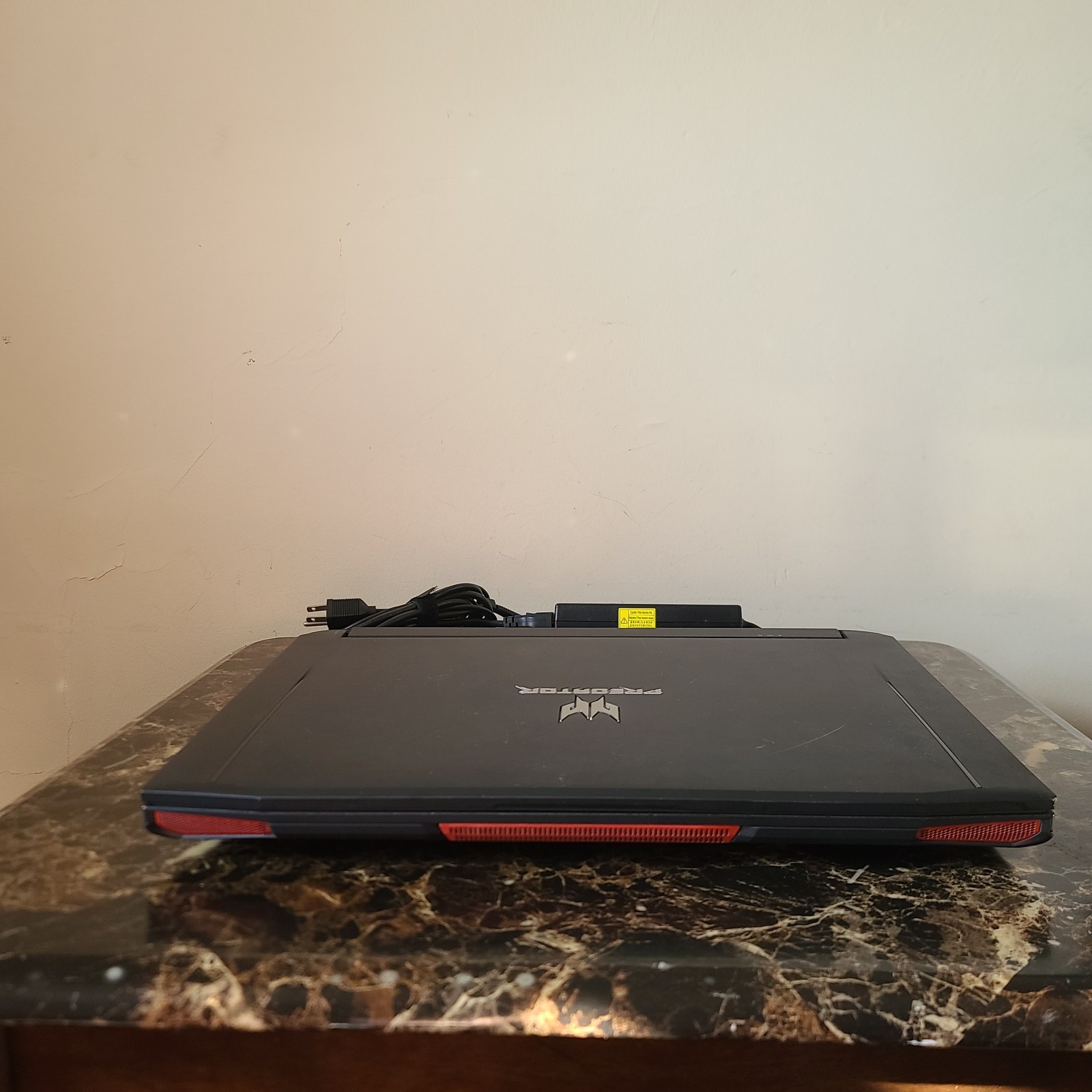 ACER PREDATOR 17 X GAMING LAPTOP CORE i7-7700HQ 16GB RAM GTX 1080 512GB NVMe.