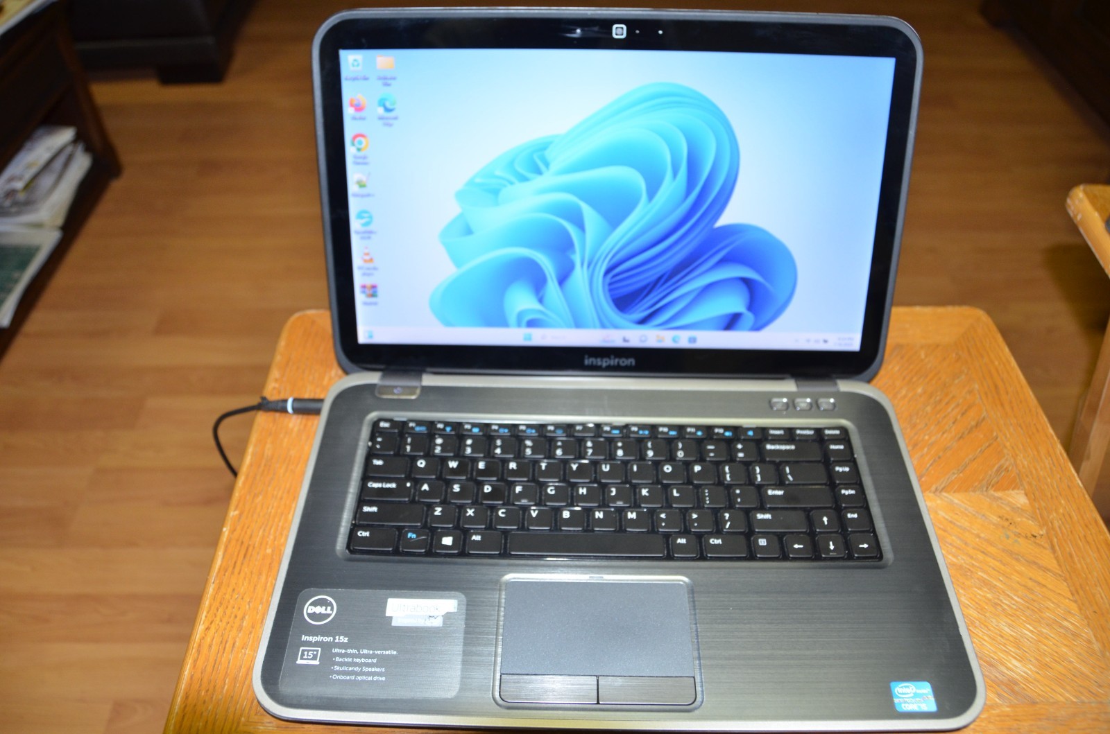 Dell 15z 5523 Touchscreen 15.6″ 500GB Intel i5-3317u 1.7GHz 8GB Win11 Pro