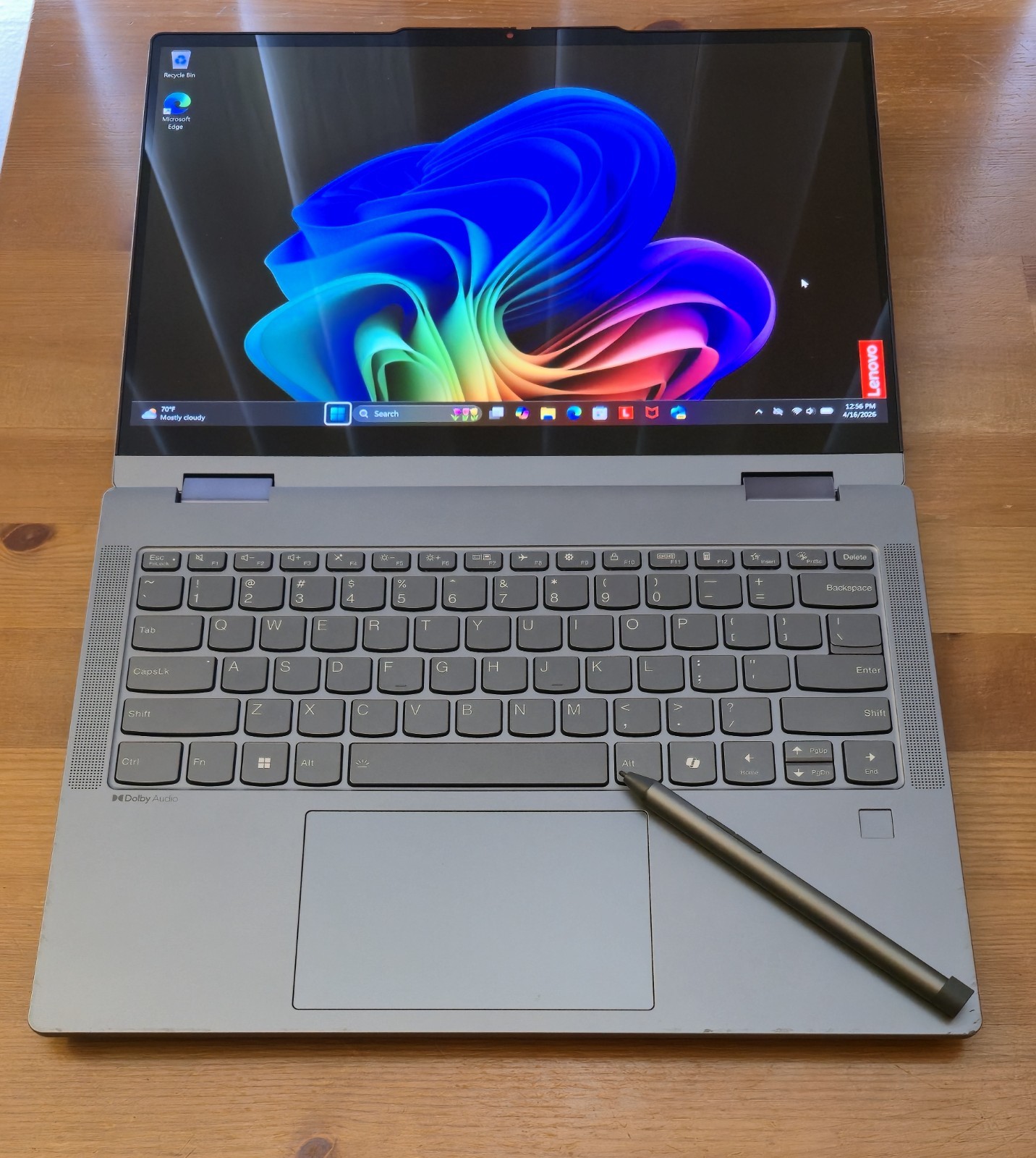 Lenovo Ideapad 5x 14″ OLED Touchscreen Snapdragon X, 16GB, 1TB + PEN & Charger