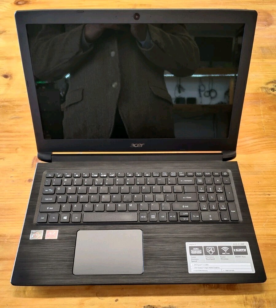 Acer Aspire 3 A315-41-R3RF Ryzen 3 2200U 2.5ghz 8GB 128GB SSD Windows 10 Home