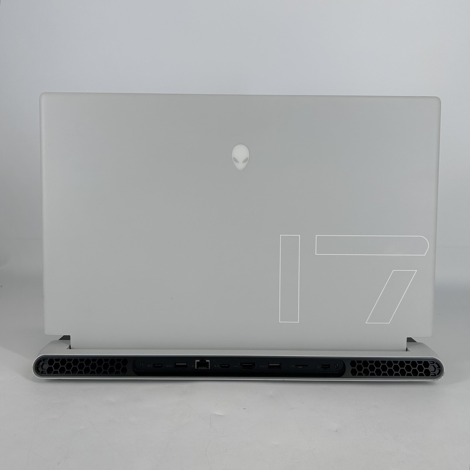 Dell Alienware X17 R2 120Hz 4K 2.5 GHz i9-12900H 32GB 1TB SSD NVIDIA RTX 3080