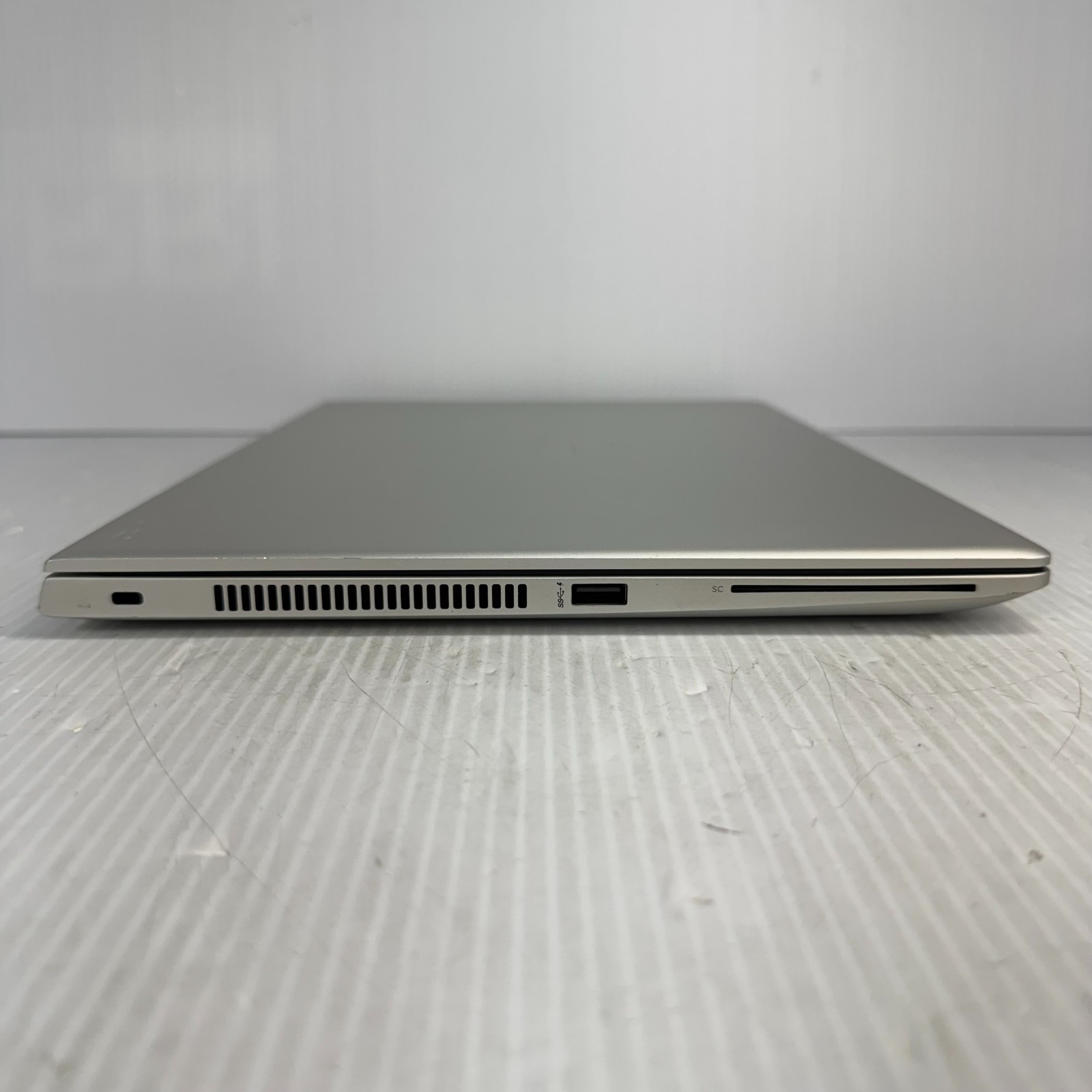 HP EliteBook 840 G6 i5-8365U 14″ Windows 11 Pro Laptop 256GB SSD 16GB **WEAR**