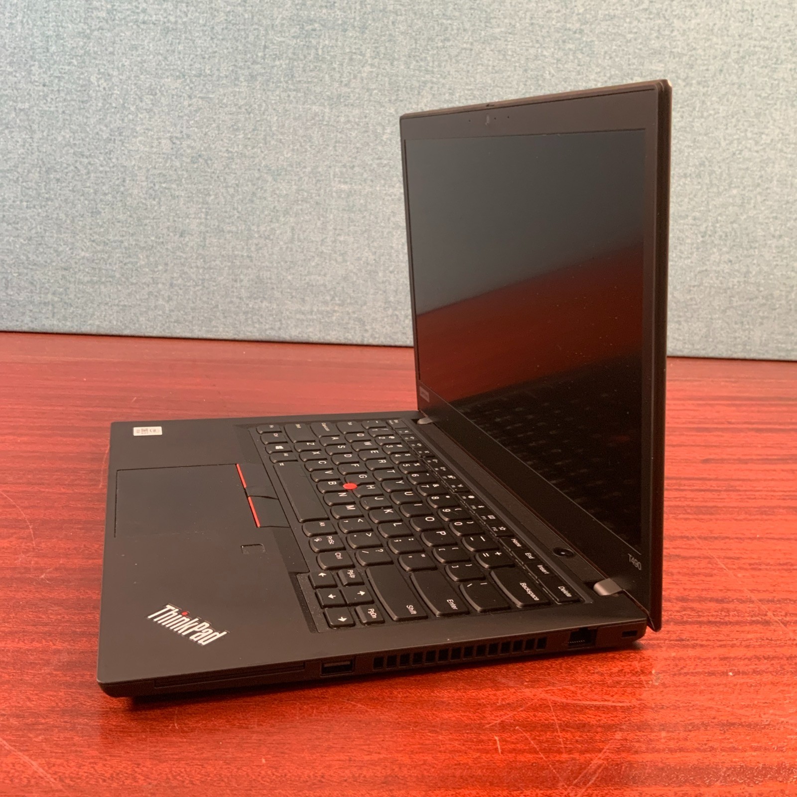 Lenovo ThinkPad T490 Intel i5-10210U 8GB RAM 256 GB SSD Win 11 Pro