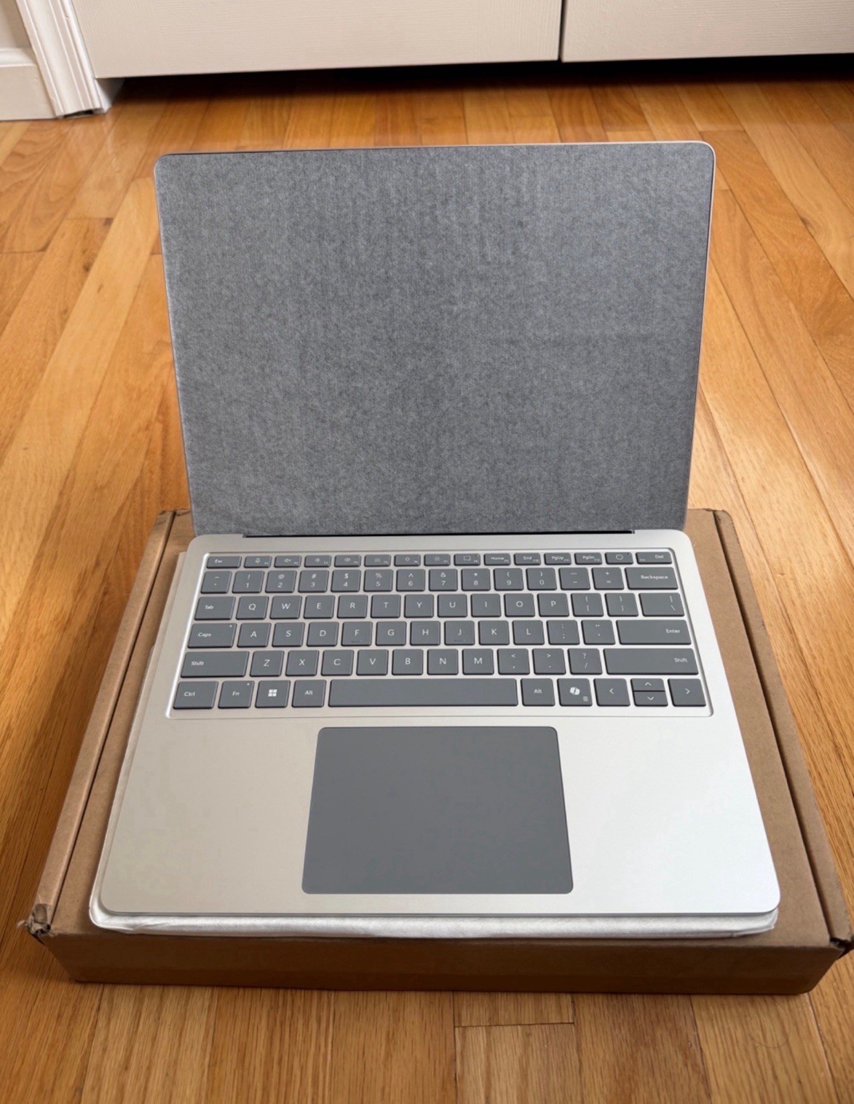 Microsoft Surface Laptop 7 13.8″ Notebook Ultra 5 236V 16GB 256GB W11P EP2-33224