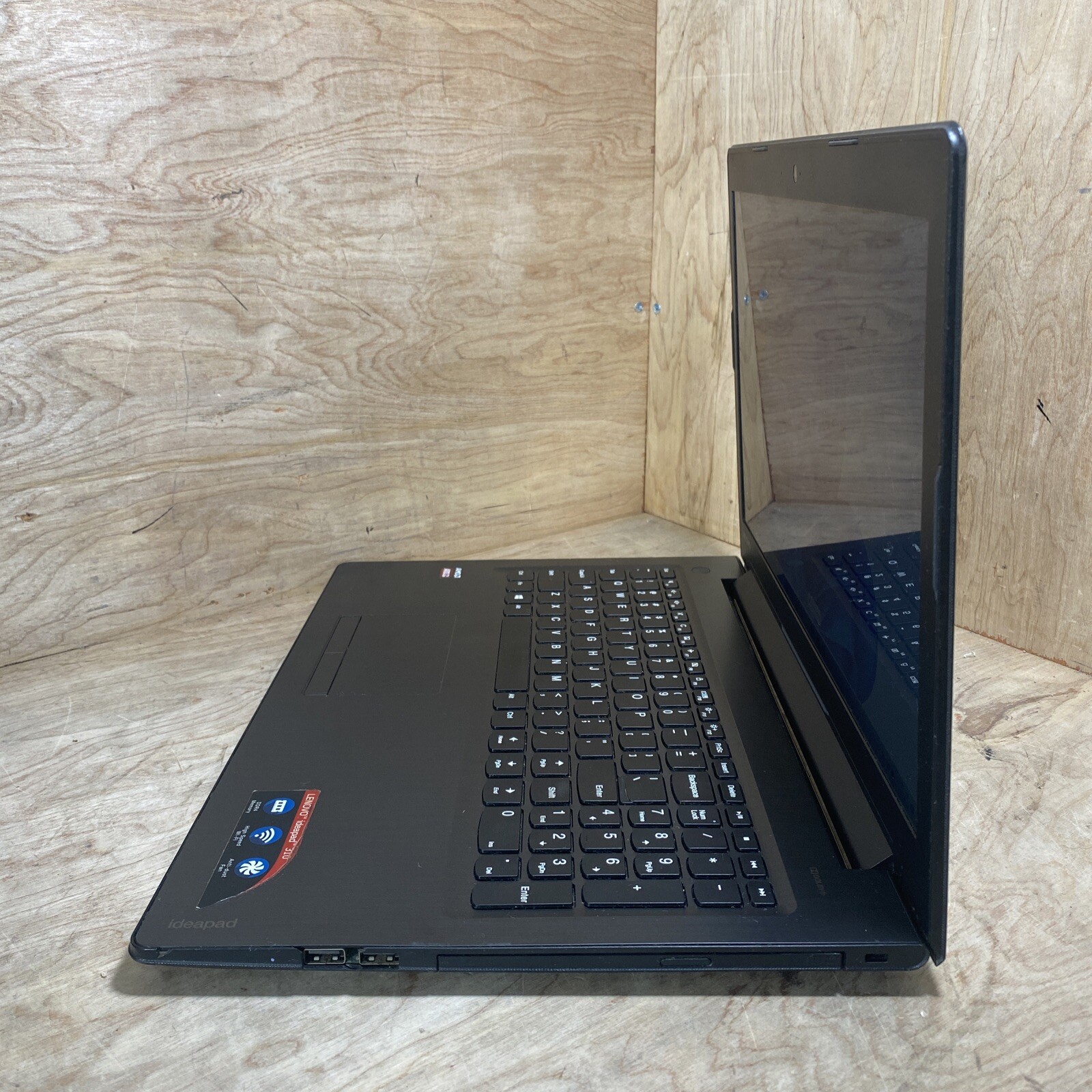 Lenovo Ideapad 330-15ABR AMD 9600P@2.4GHz Radeon R5 | 12GB DDR4 | 1TB HDD | W11H