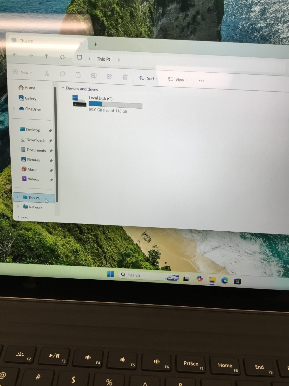 Microsoft Surface Pro 3 12 inch (128GB, Intel Core i5 4th Gen., 1.90GHz, 4GB).