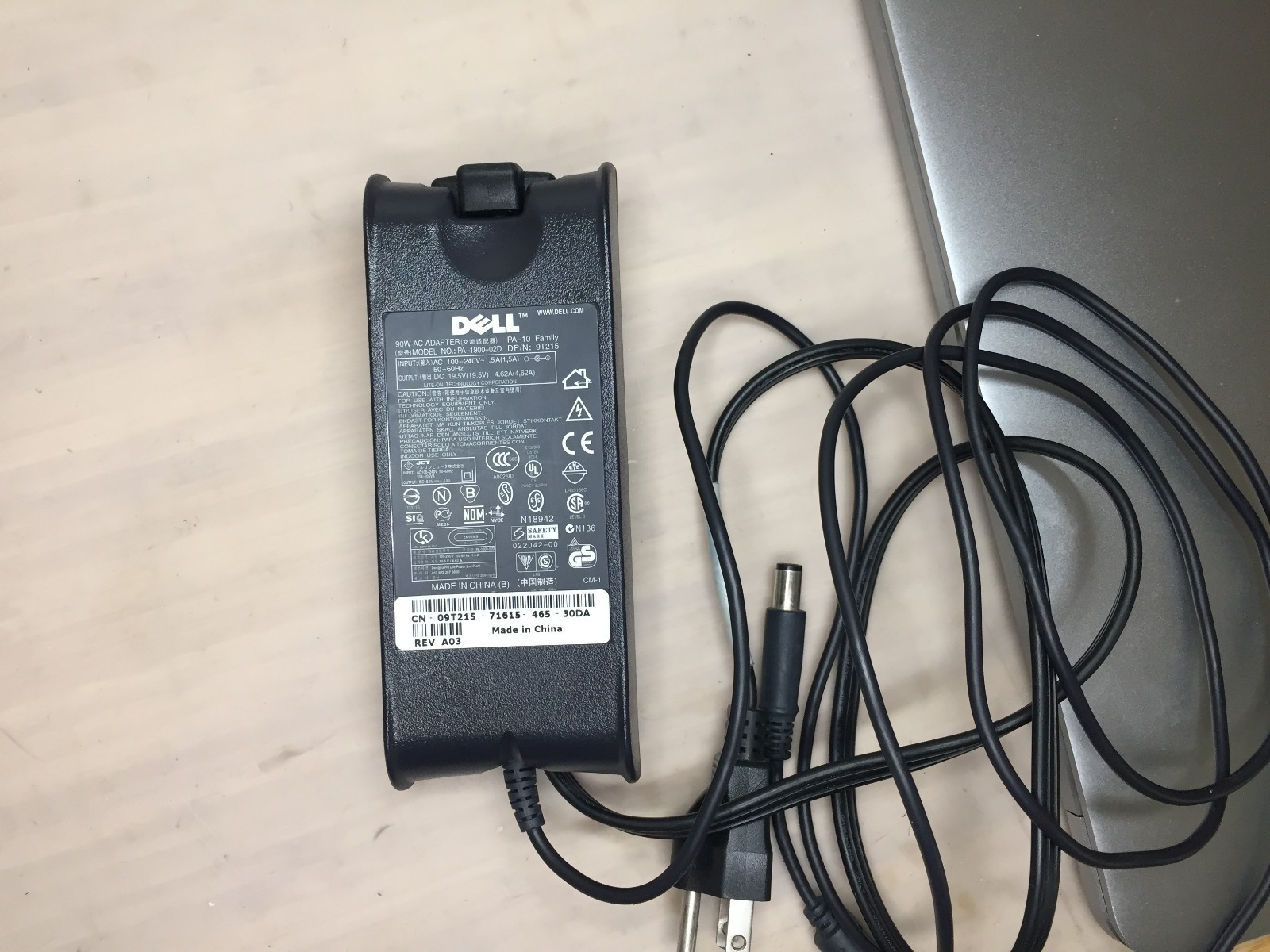 Dell XPS L421X 14″ Laptop Intel i5-3337U 1.8GHz 4GB RAM 500GB HDD Win 10 Charger