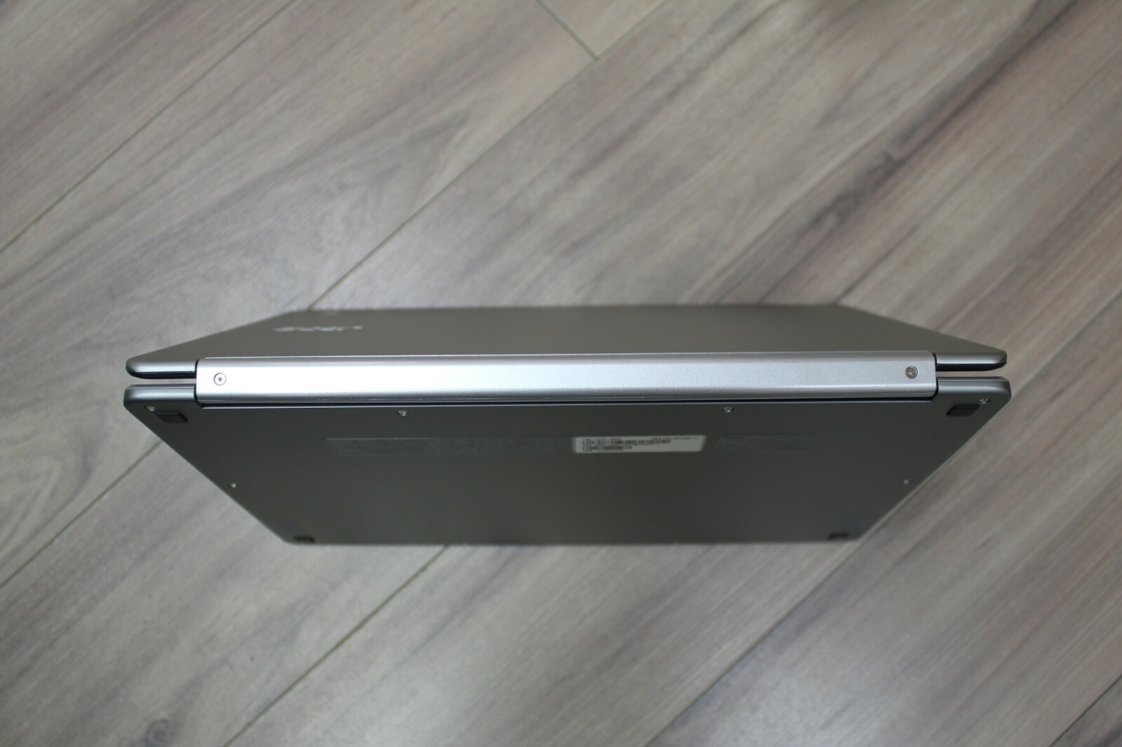 Acer R 13 13.3″ Touch 2-in-1 Chromebook MTK M8173C / 32GB eMMC / 4GB RAM Laptop