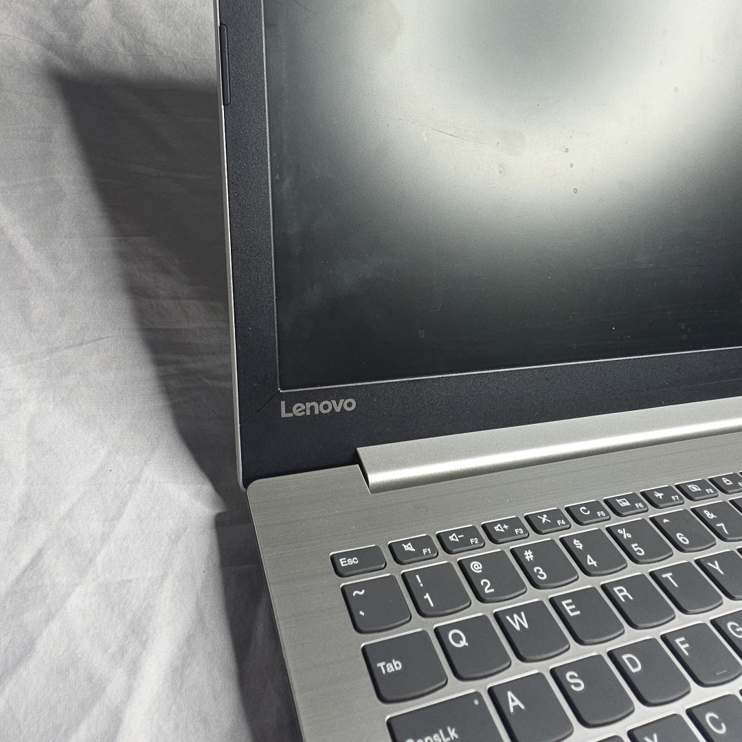 Lenovo IdeaPad 80XL 320-15IKB 15.6″ Laptop 2.5GHz Core i5-7200U 8GB RAM 1TB (BAR