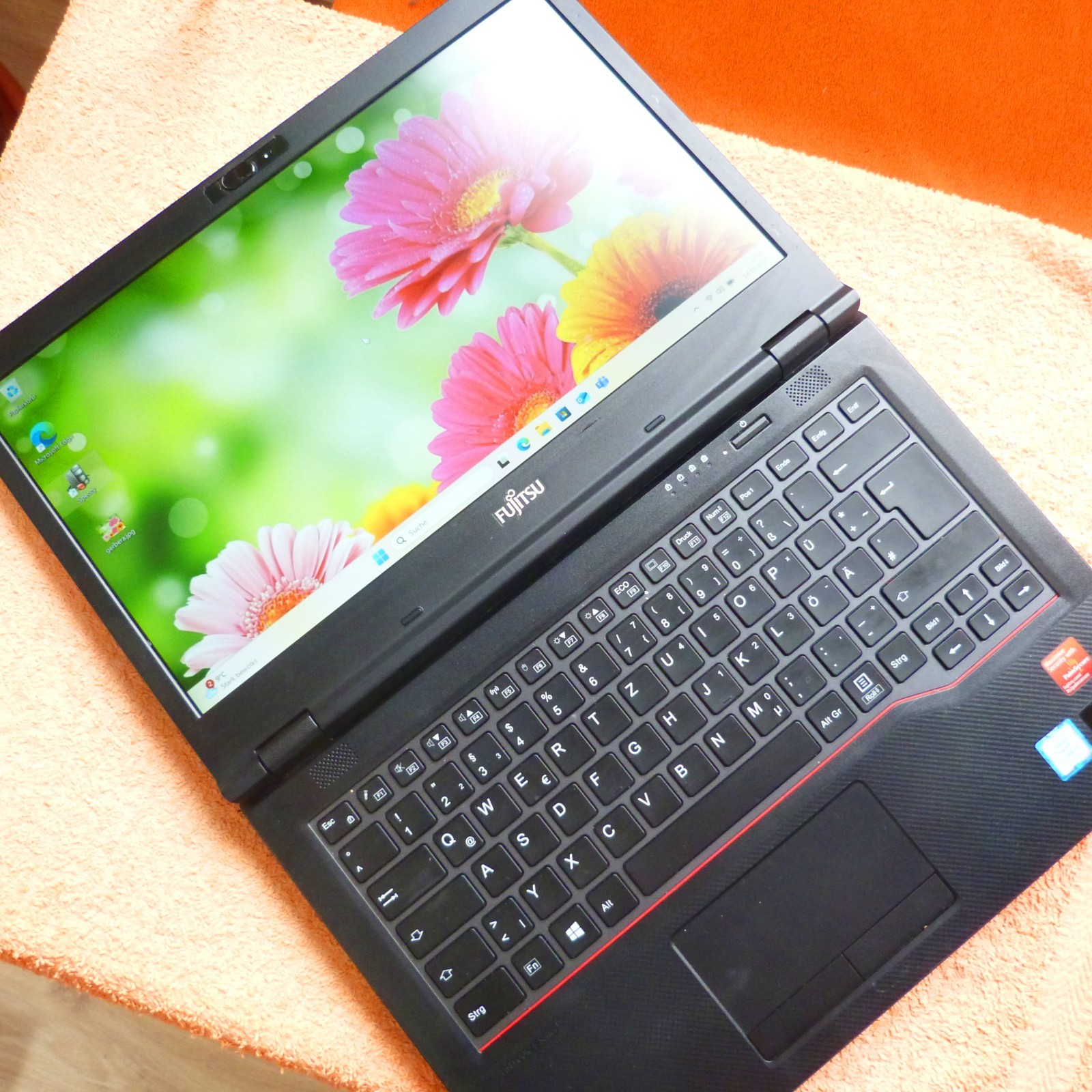 Fujitsu E549 14″ FULLHD l 16GB RAM NEW l SSD Windows 11 l HDMI USBC 8Gen i5