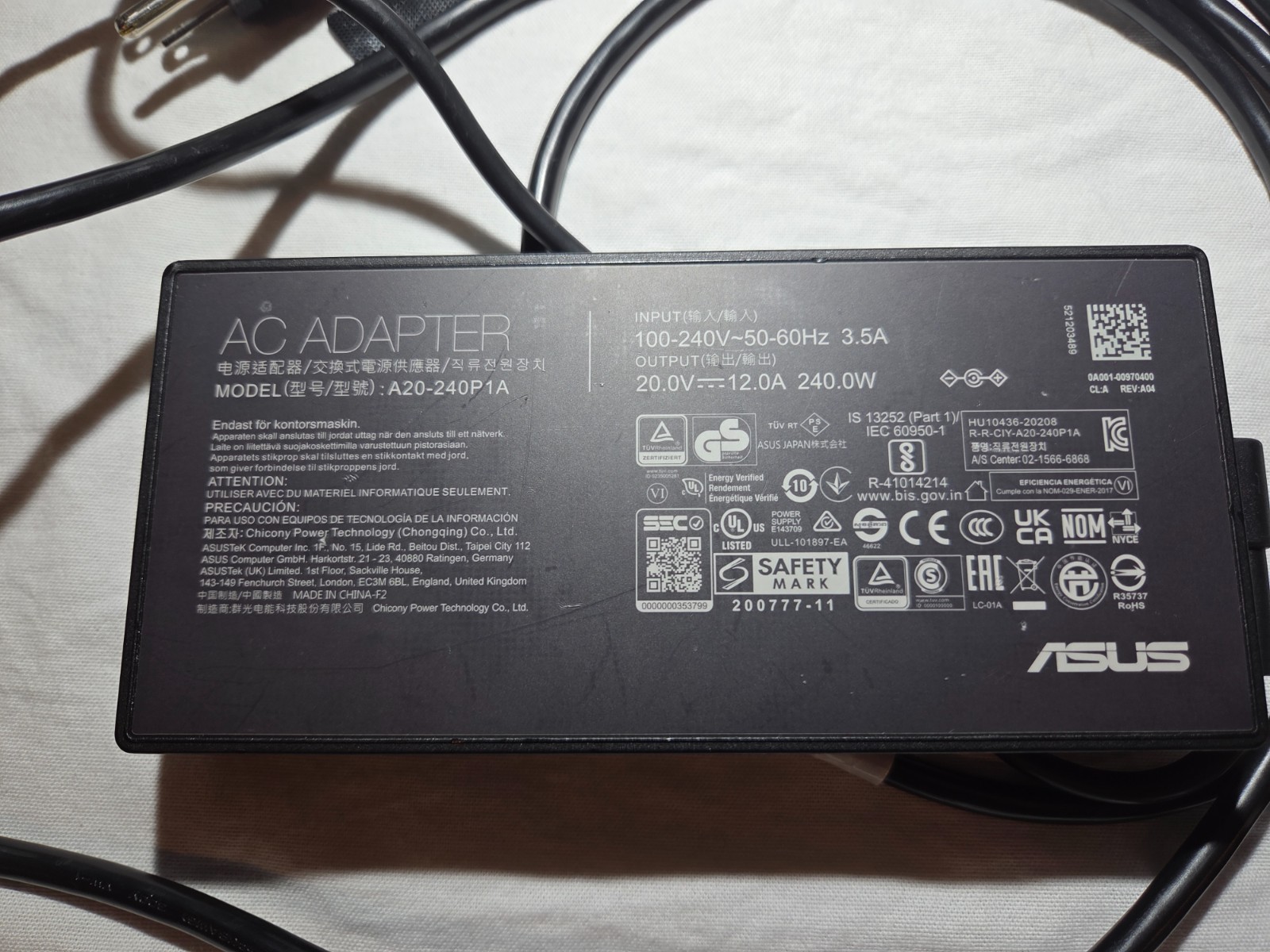 ASUS TUF A16 FA607NUG 16″ AMD 7 7445HS RTX 4050 16GB DDR5 512GB – 97% Battery