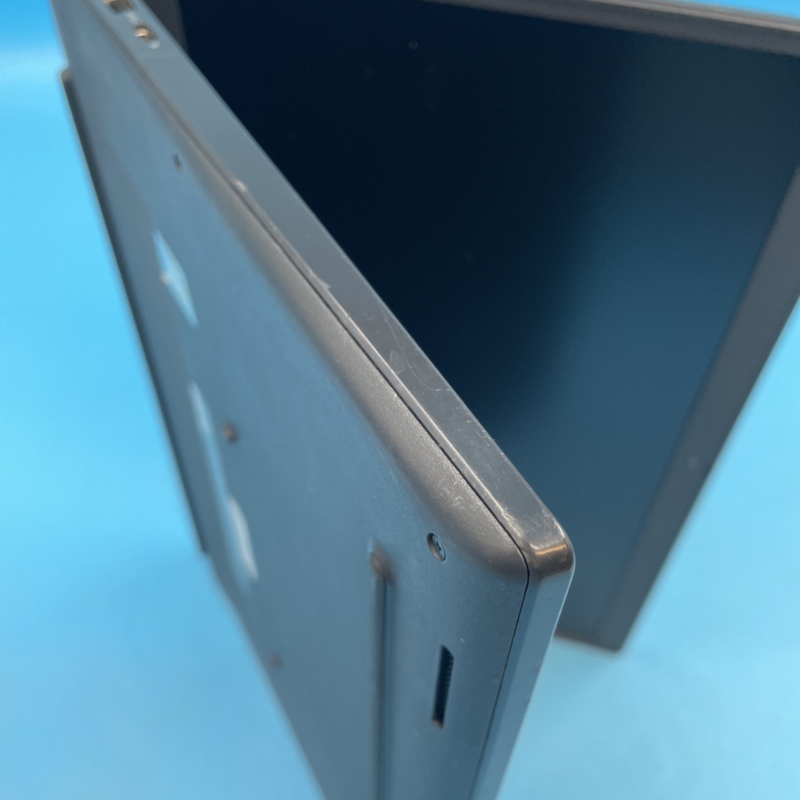 Dell Latitude 3420 | i5-1135G7 | 8GB RAM | 256GB SSD | WIN 11 PRO | 80% BATT