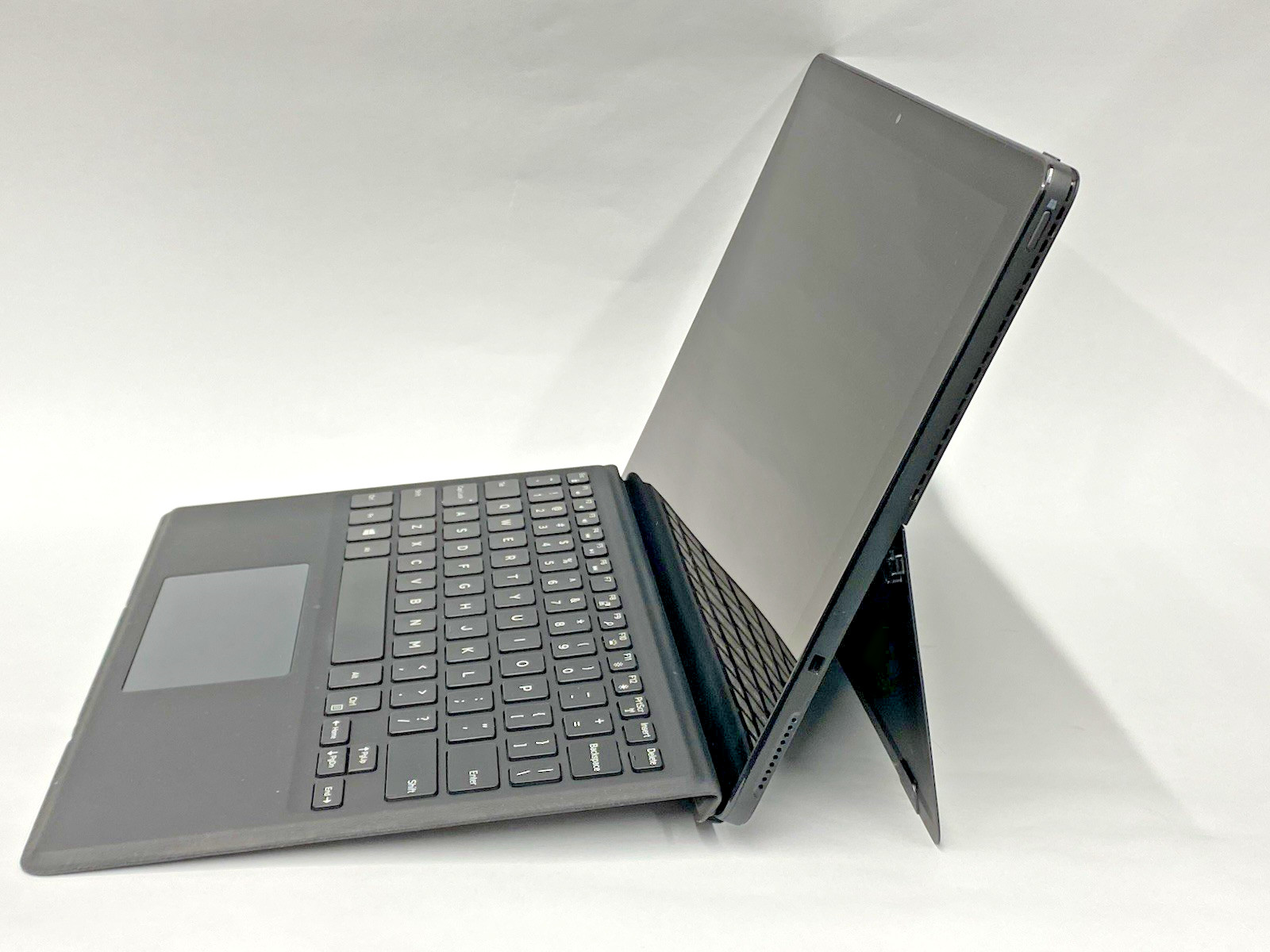 Dell Latitude 5285 – Touch FHD – i5-7300U – 8GB – 256SSD – W10P – READ
