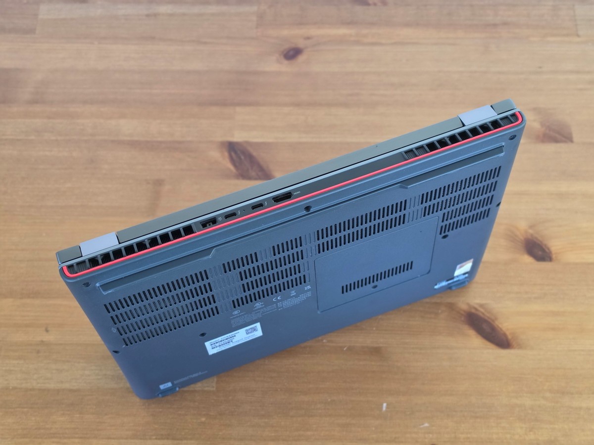 Lenovo ThinkPad P16 Gen 2 i7-13700HX 16″ 2560×1600 32GB RTX 2000 Ada PS