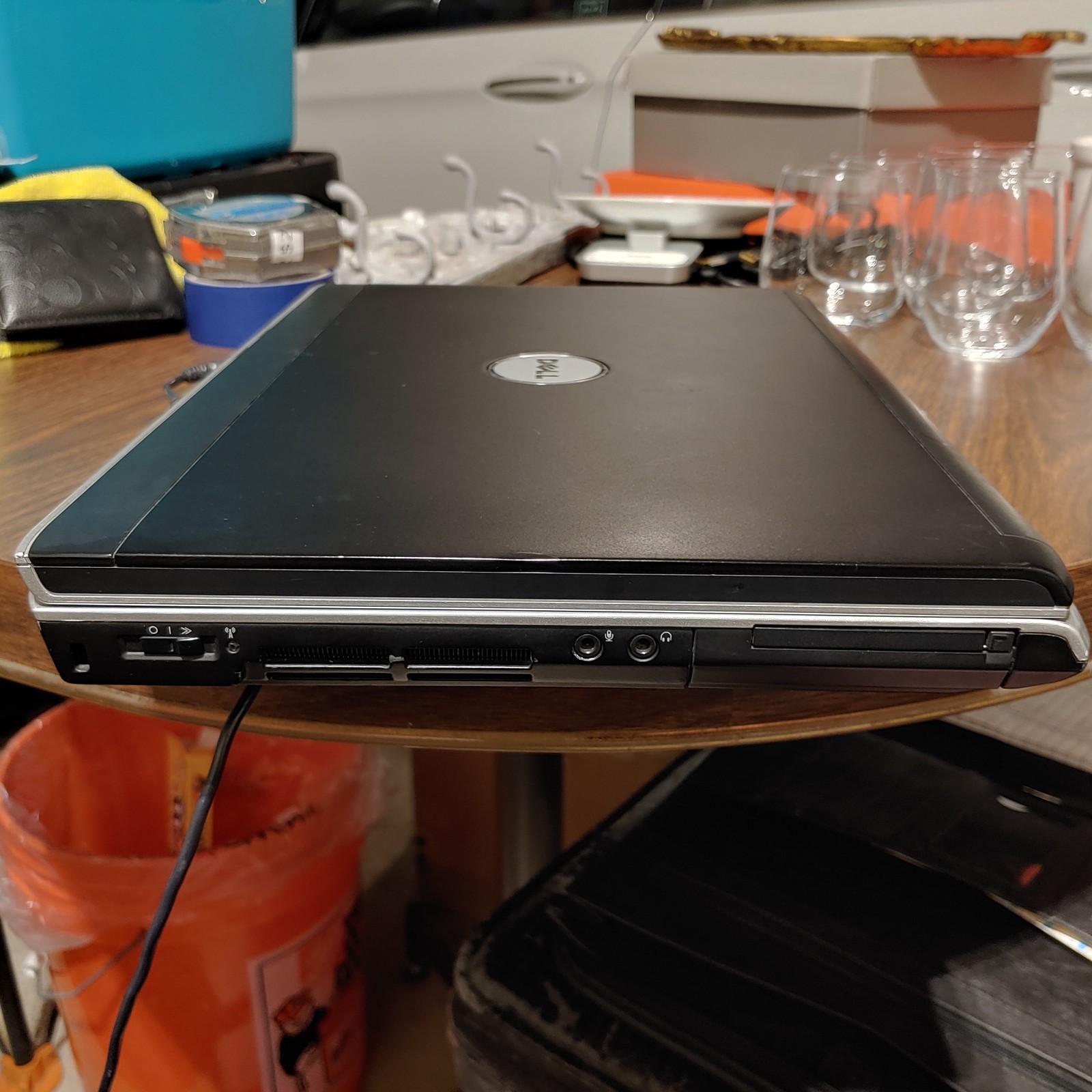 Dell Inspiron 1520 Laptop Clean & Ready To Go Windows XP Home 160GB 256MB 2GHZ