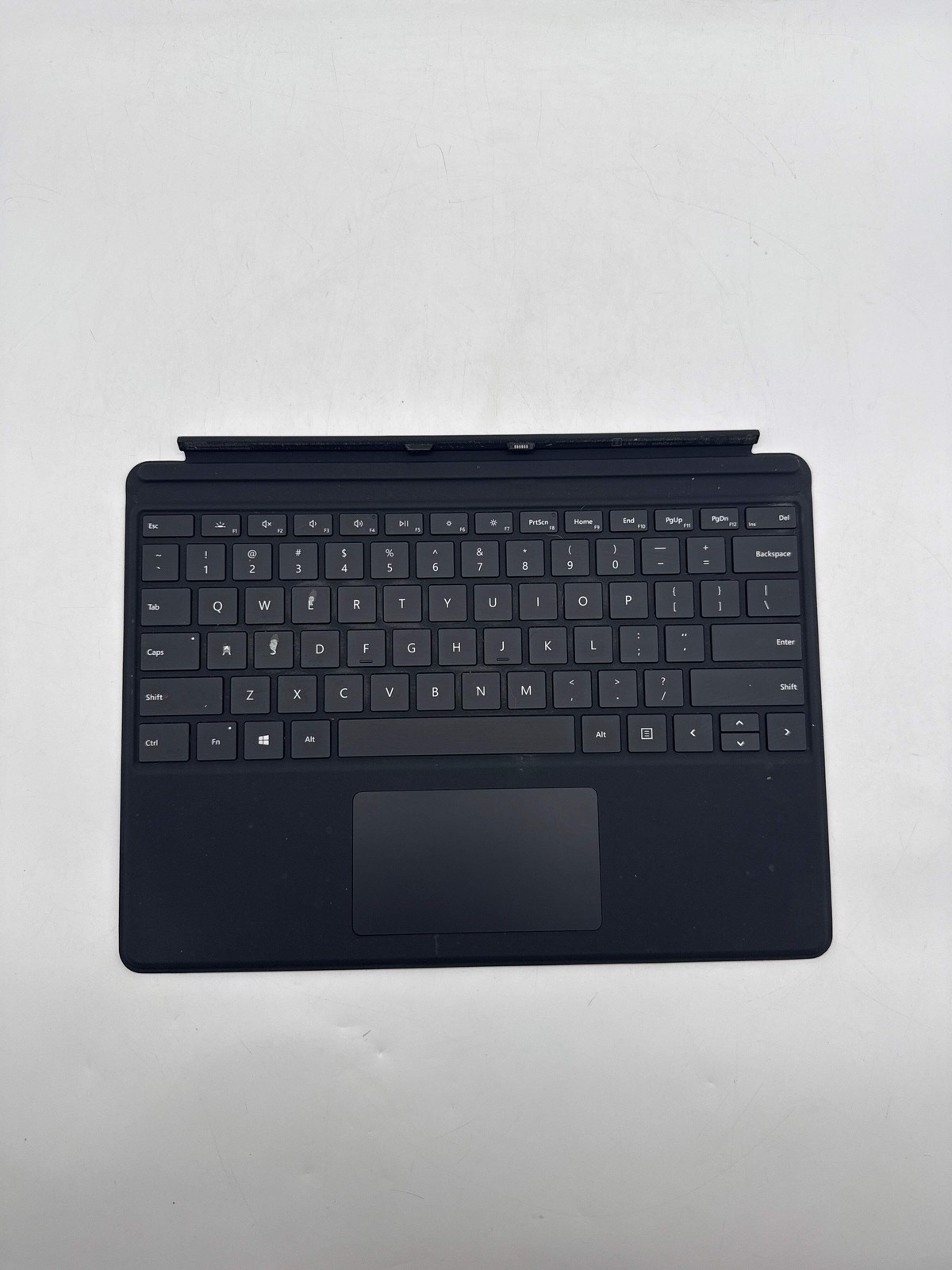 Microsoft Surface Pro 8 13″ Core i7-1185G7 16GB RAM 512GB SSD – For Parts