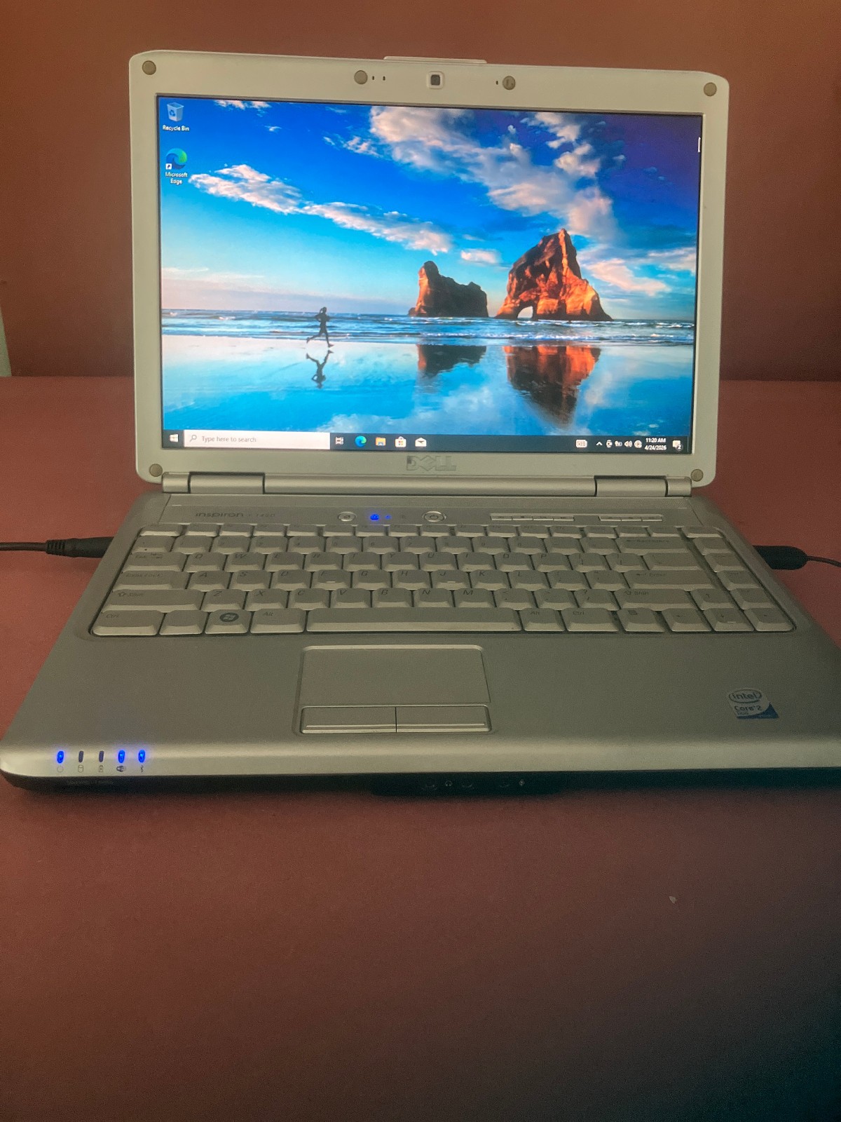 Dell Inspiron 1420 14″ Laptop Intel Core 2 Duo 3GB Intel (R) Cote (TM) 2 DUO