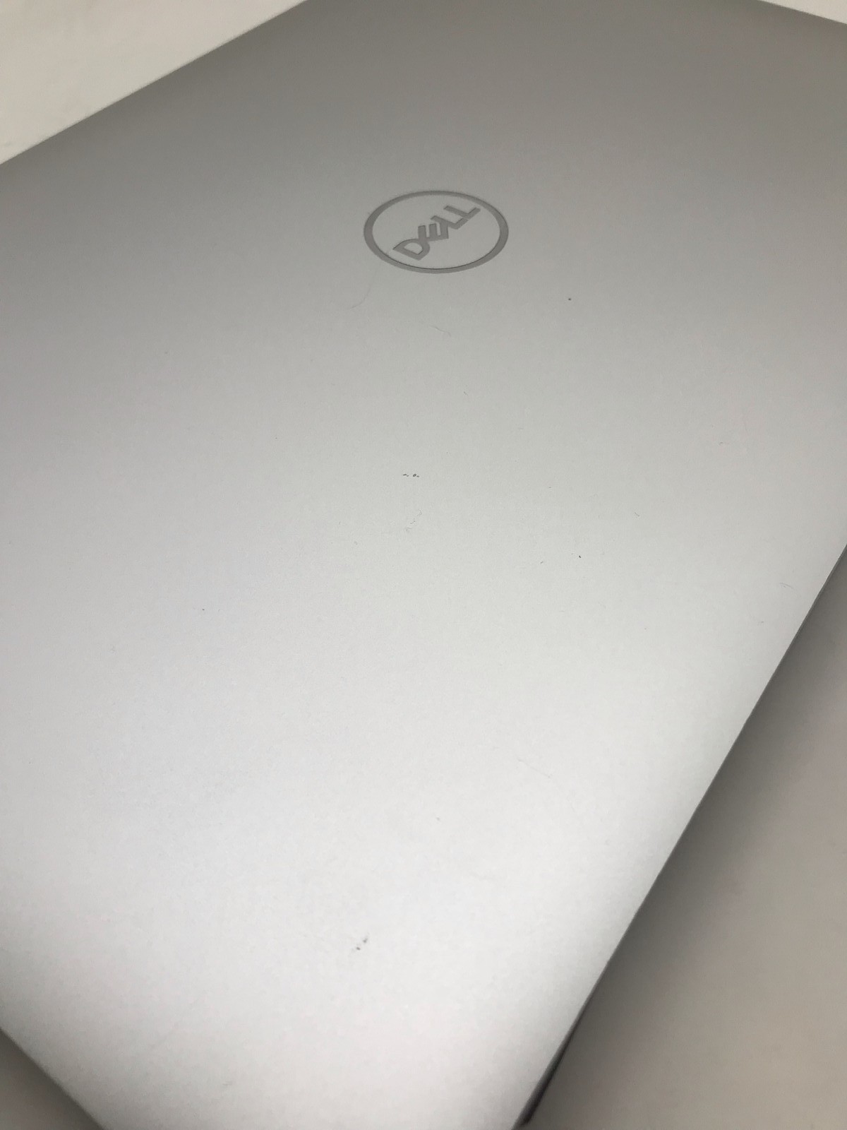 DELL PRECISION 5540 15″ i7 2.6GHz 16GB RAM 512GB–GRADE D