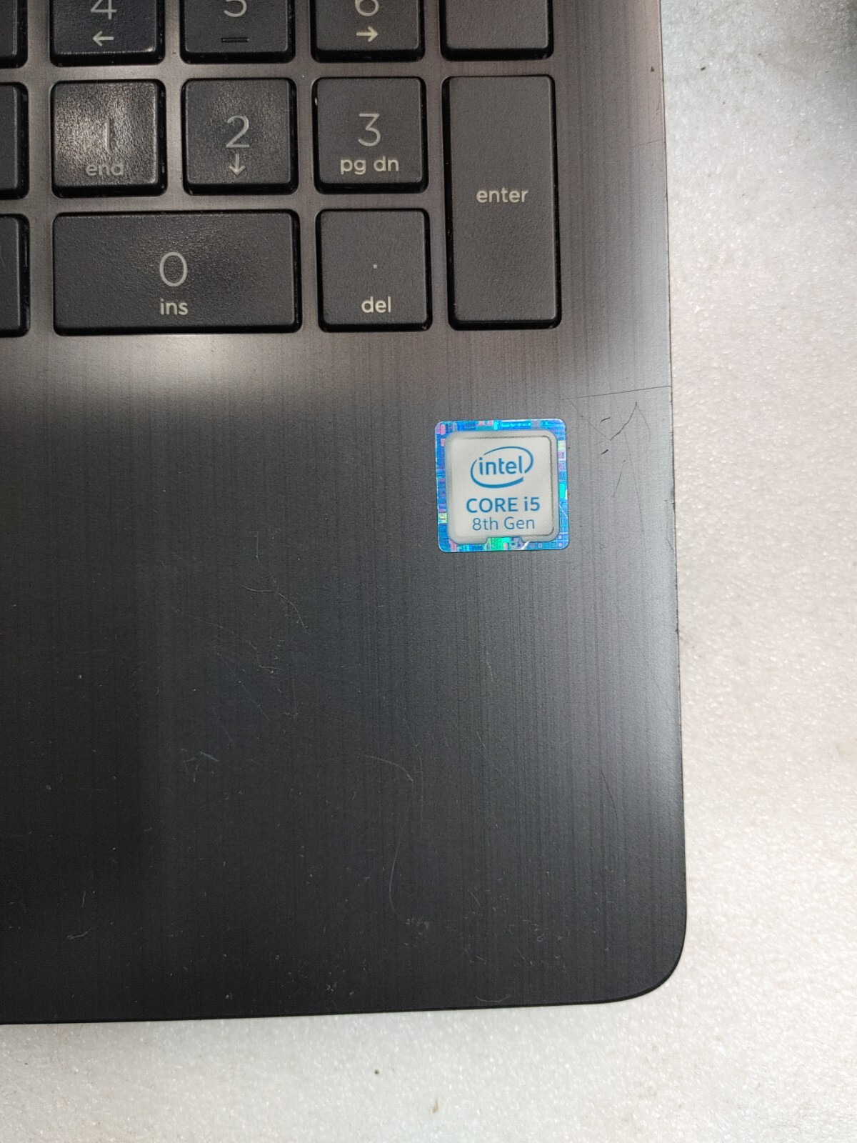 HP 15-DA0XXX 1 Core i5-8250U@ 1.60GHz , NO RAM , NO SSD FOR PARTS ONLY