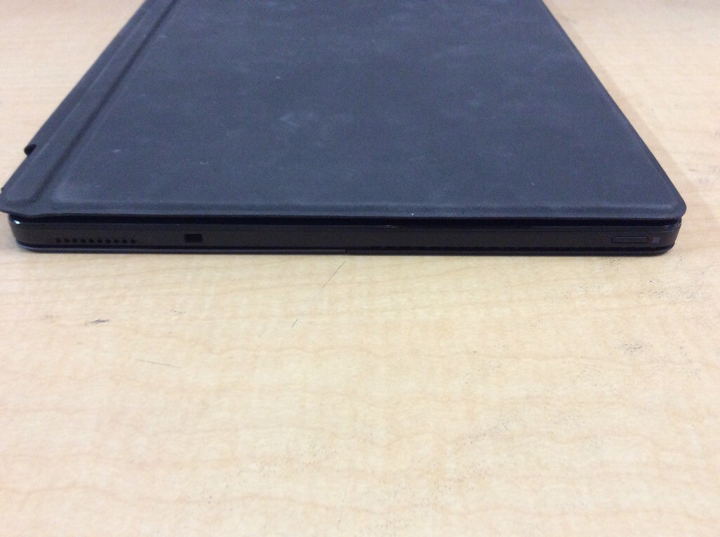 Dell Latitude 5290 2-in-1 12.3″ i5-8350U 1.70GHz 8GB RAM 256GB SSD Windows 11Pro