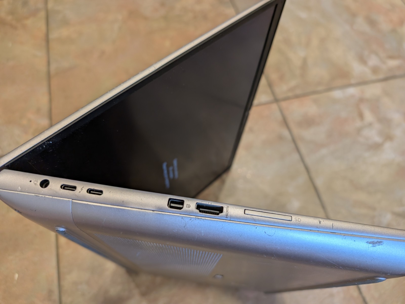HP Zbook Fury 16 G11 32GB 1TB Intel i9 13th Gen Nvidia RTX 3500 Ada