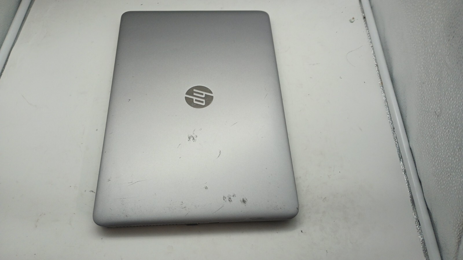 EliteBook 850 G4(122610-45)w/charger.i5-7200U.8GB.256GB SDD.15.6″FHD.W11